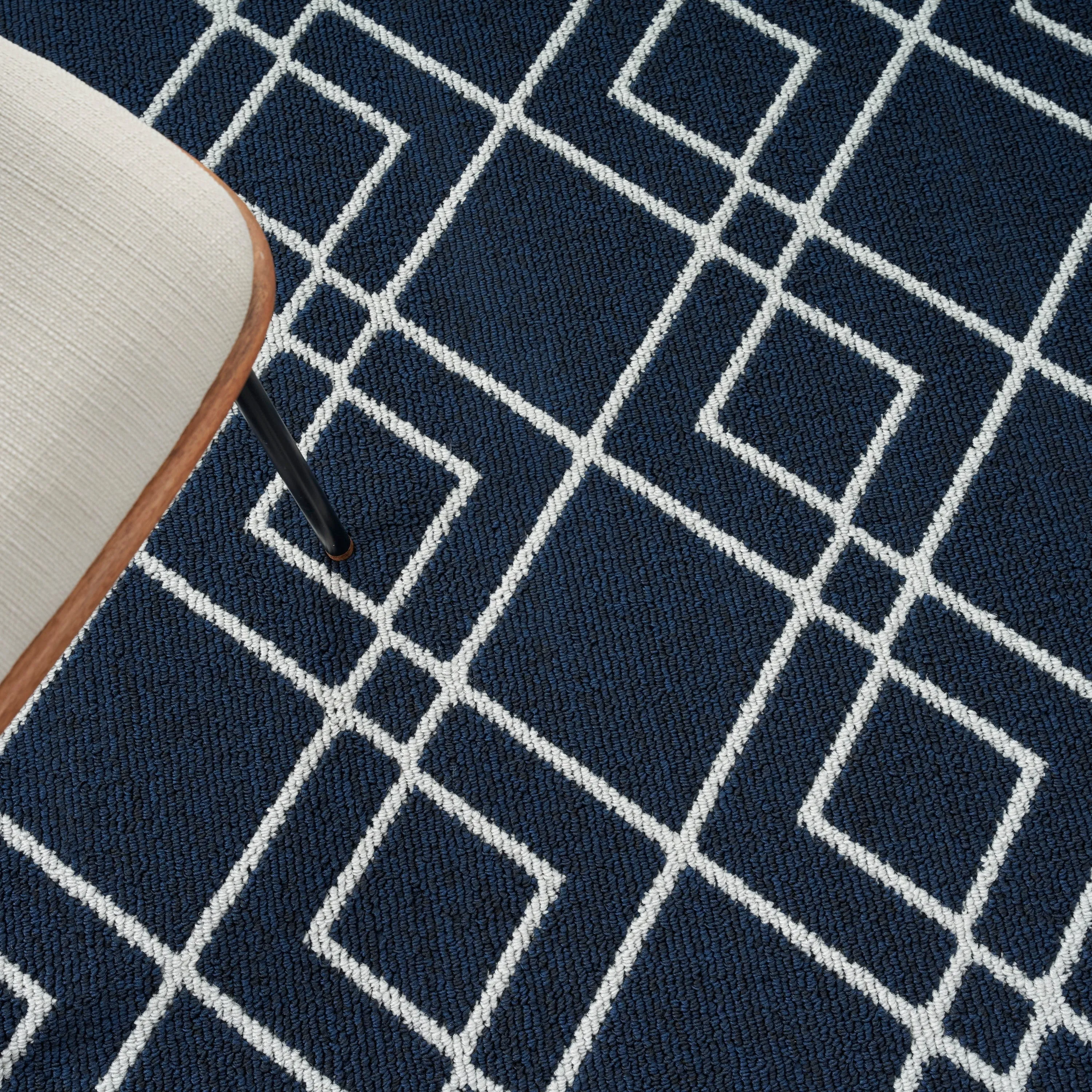 Nourison Modern Lines Diamond Geometric Area Rug