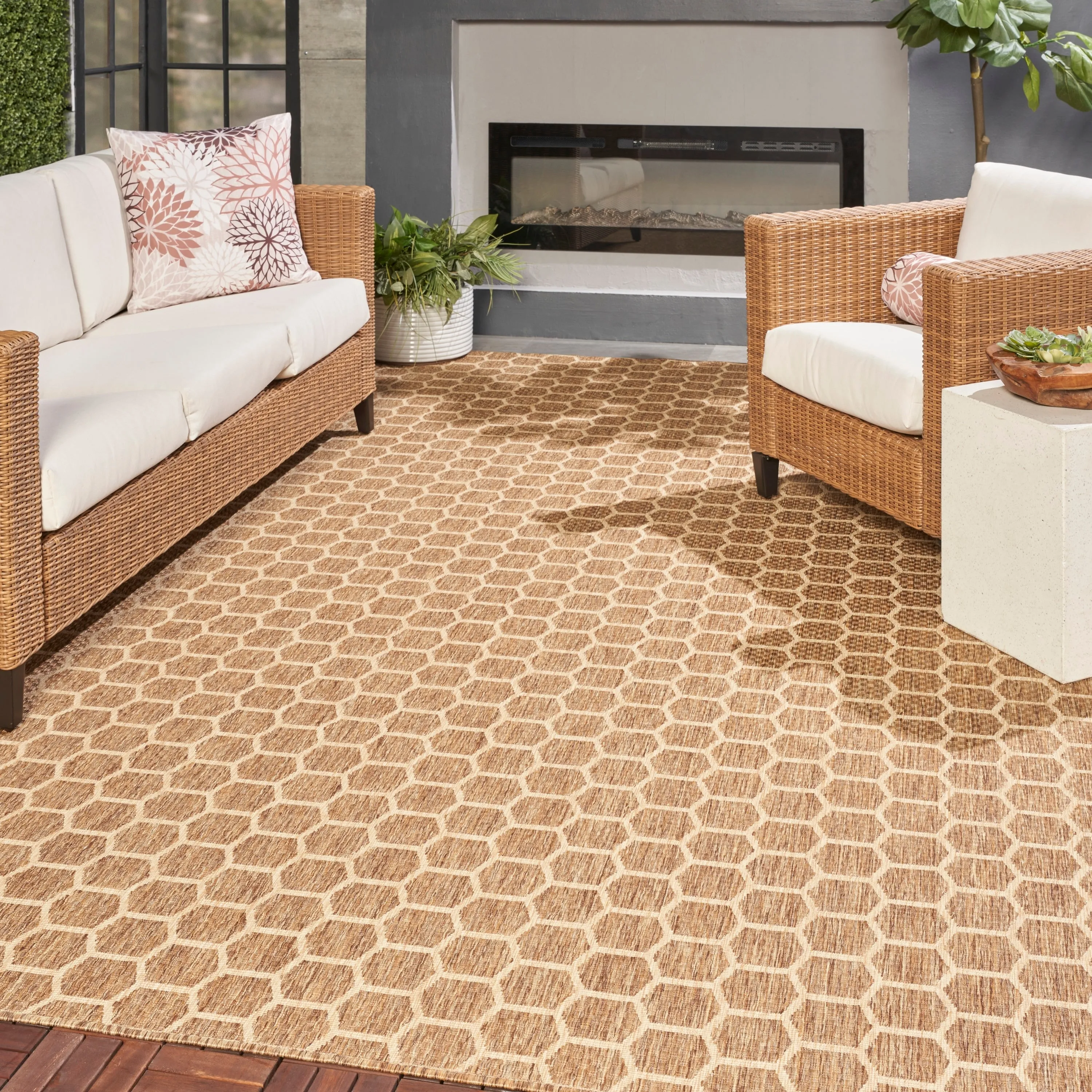 Nourison Reversible Indoor Outdoor Indoor/Outdoor Geometric Area Rug