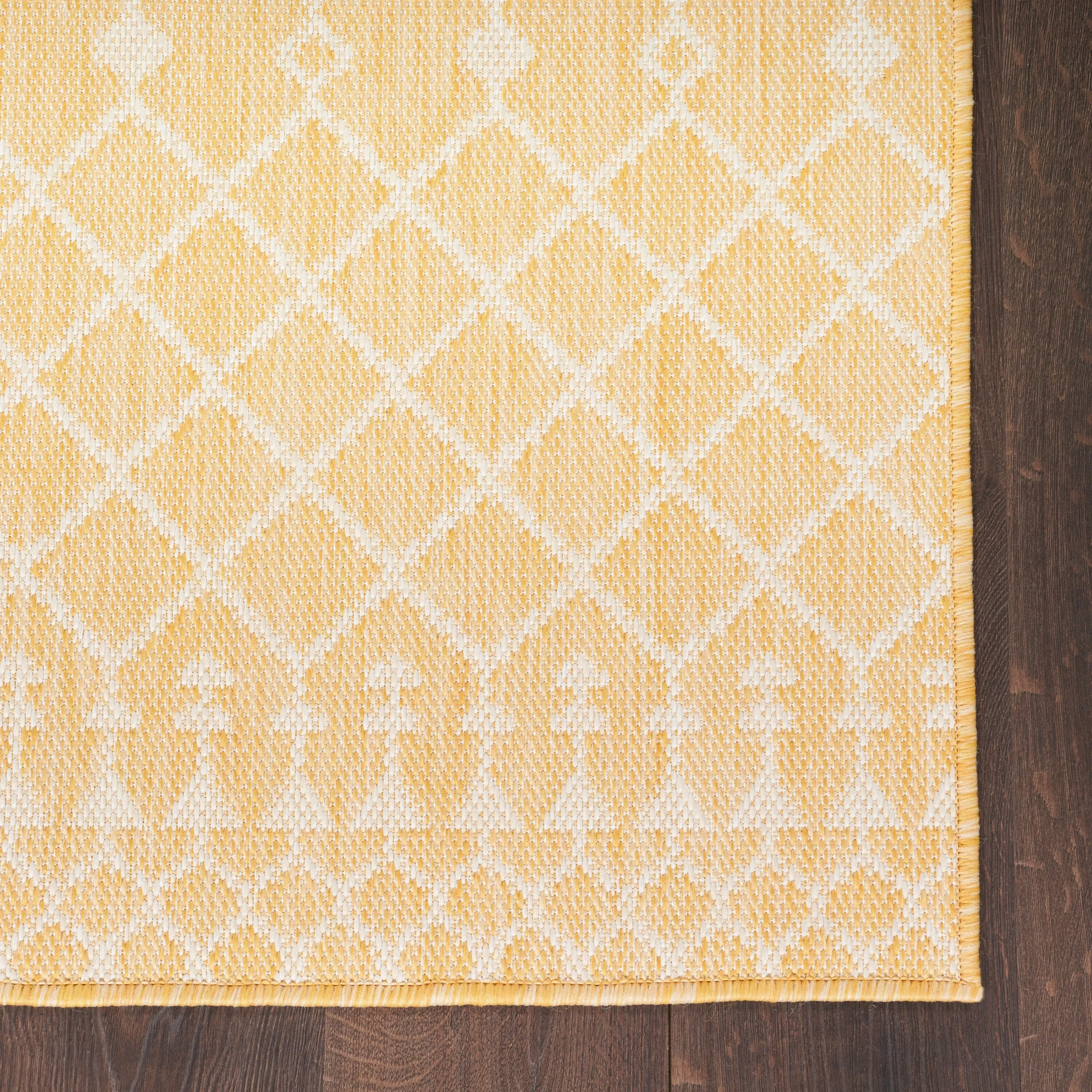Nourison Selerno Indoor/Outdoor Moroccan Area Rug.