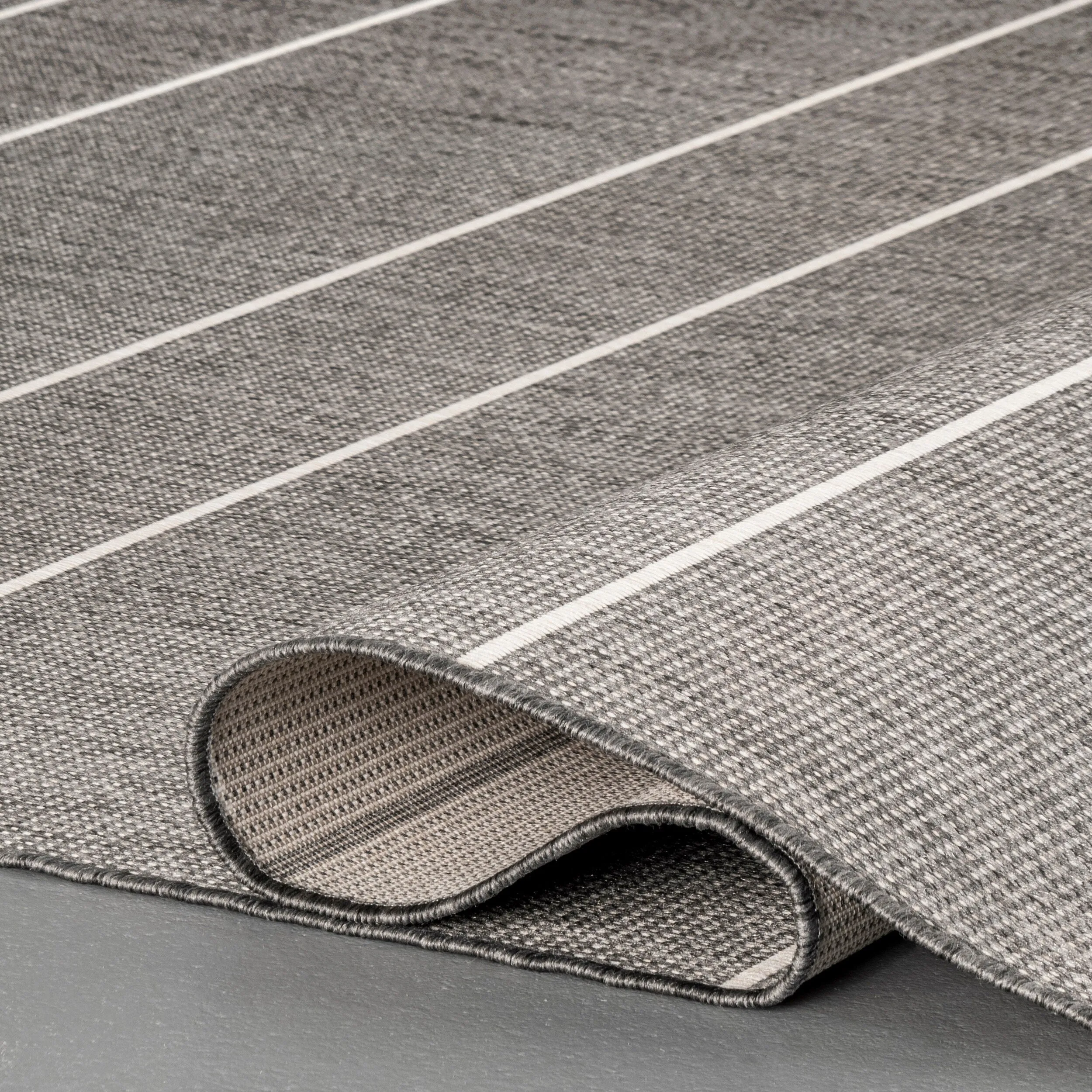 Nuloom Alaina Indoor/Outdoor Striped Area Rug