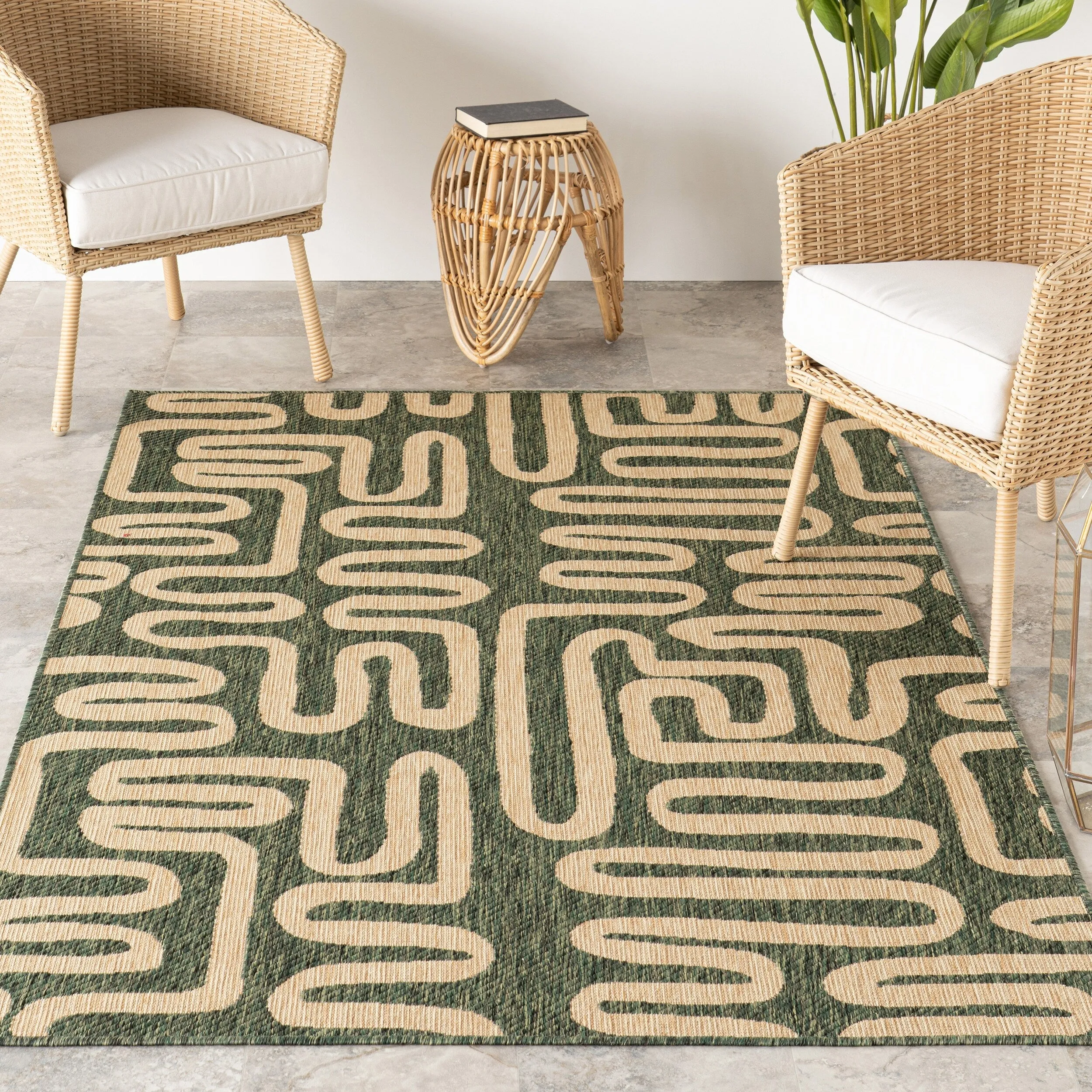 Nuloom Bambi Abstract Indoor / Outdoor Area Rug