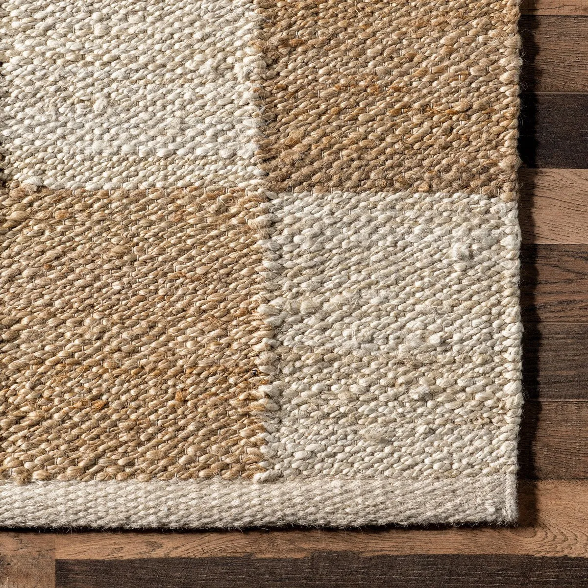 Nuloom Christana Traditional Checkered Jute Area Rug