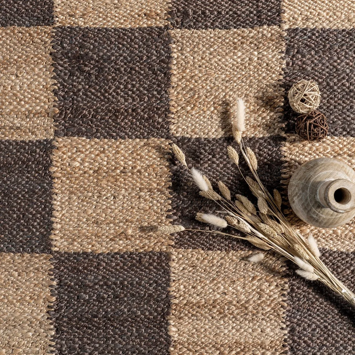 Nuloom Christana Traditional Checkered Jute Area Rug