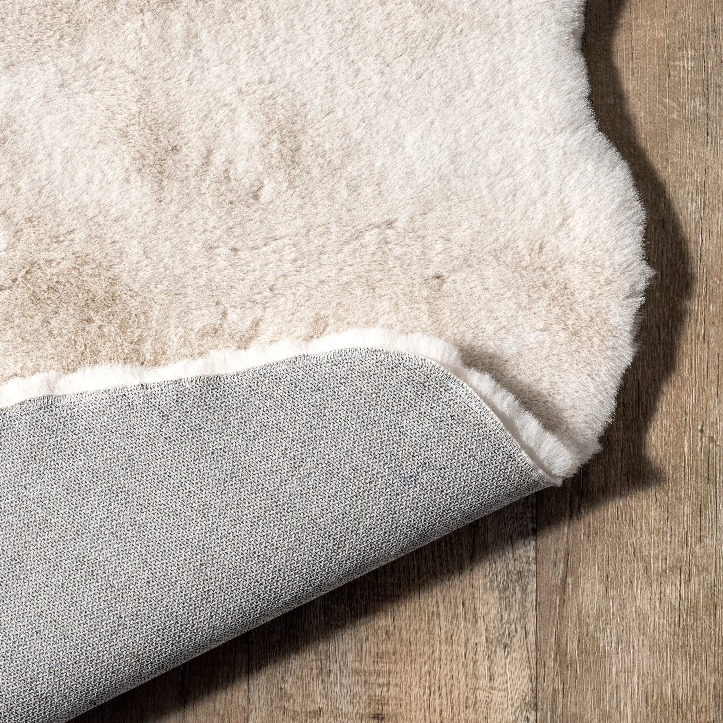 Nuloom Corra SuperiorWash Faux SheepSkin Machine Washable Area Rug
