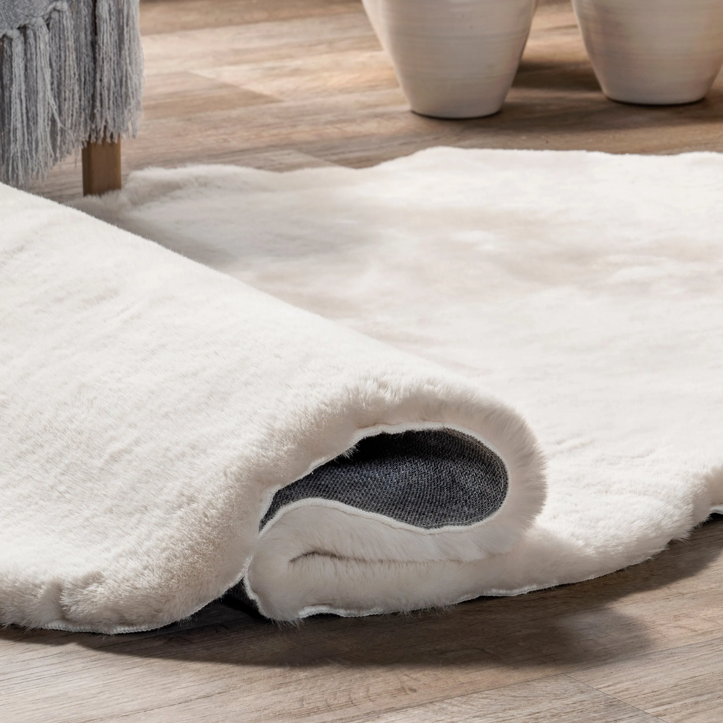 Nuloom Corra SuperiorWash Faux SheepSkin Machine Washable Area Rug