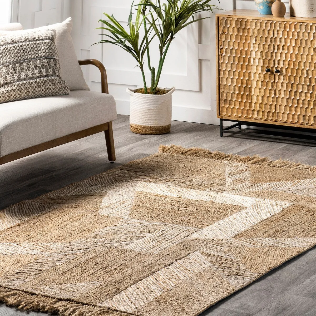 Nuloom Davina Bohemian Tasseled Jute Area Rug