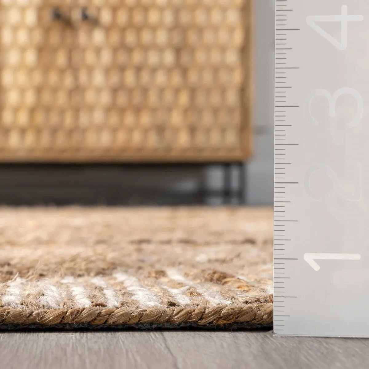Nuloom Davina Bohemian Tasseled Jute Area Rug
