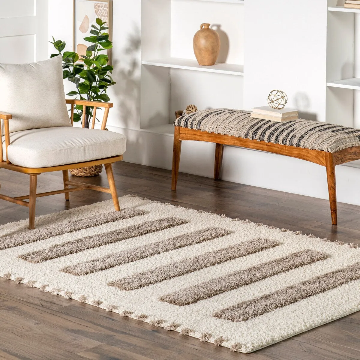 Nuloom Jasmina High/Low Striped Shag Area Rug.