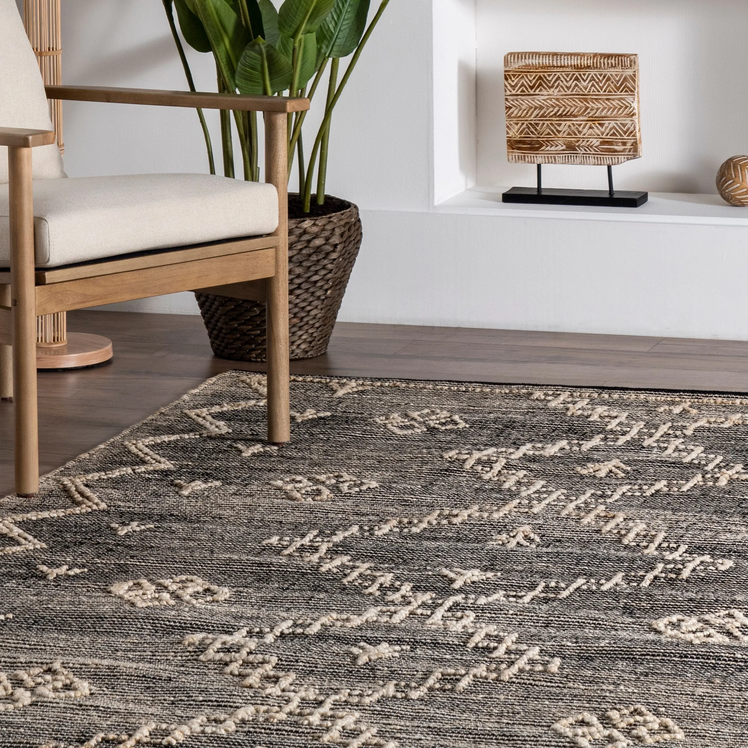 Nuloom Julianne Handmade High-Low Jute Moroccan Area Rug