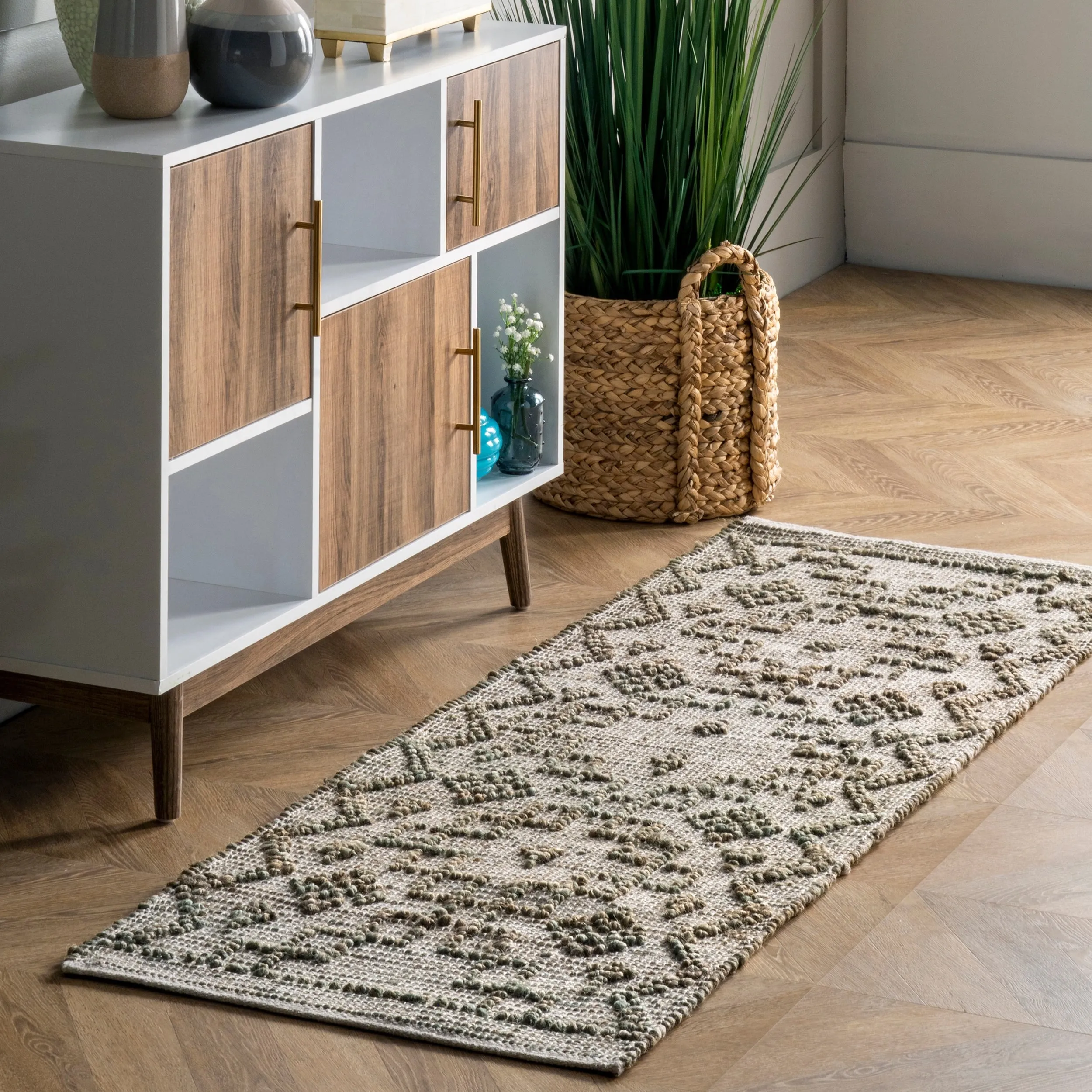 Nuloom Julianne Handmade High-Low Jute Moroccan Area Rug