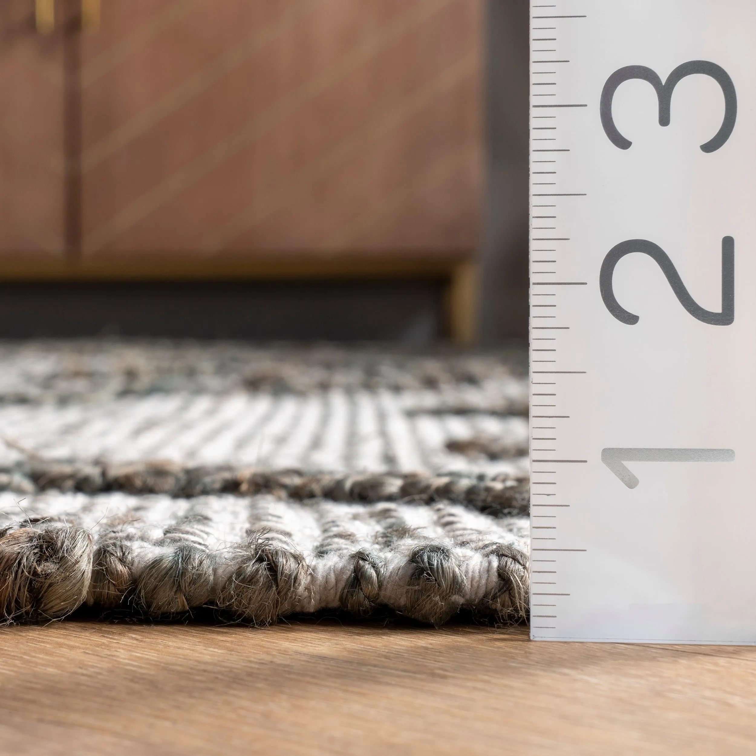 Nuloom Julianne Handmade High-Low Jute Moroccan Area Rug