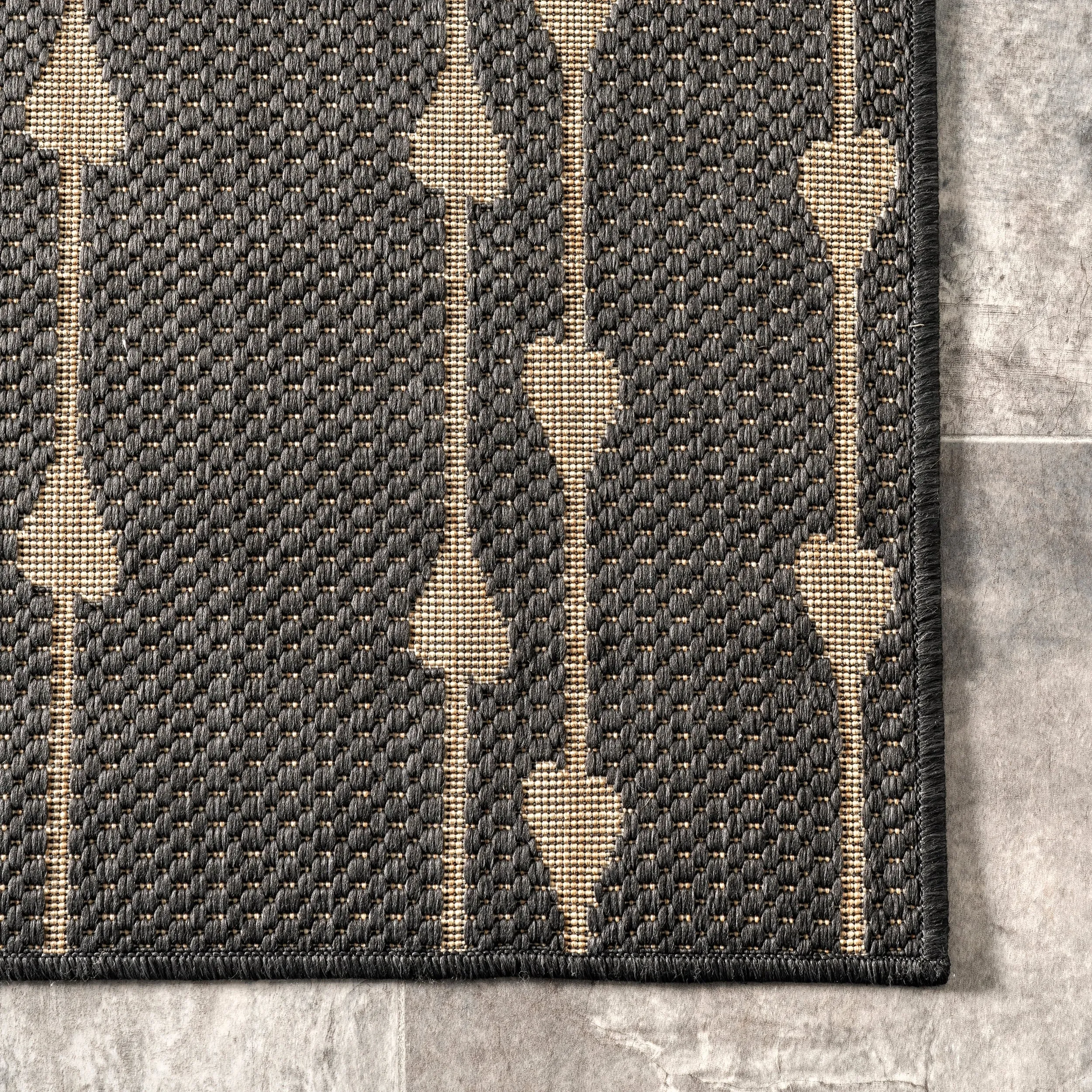 Nuloom Kiernan Vertical Teardrop Stripe Indoor/Outdoor Area Rug