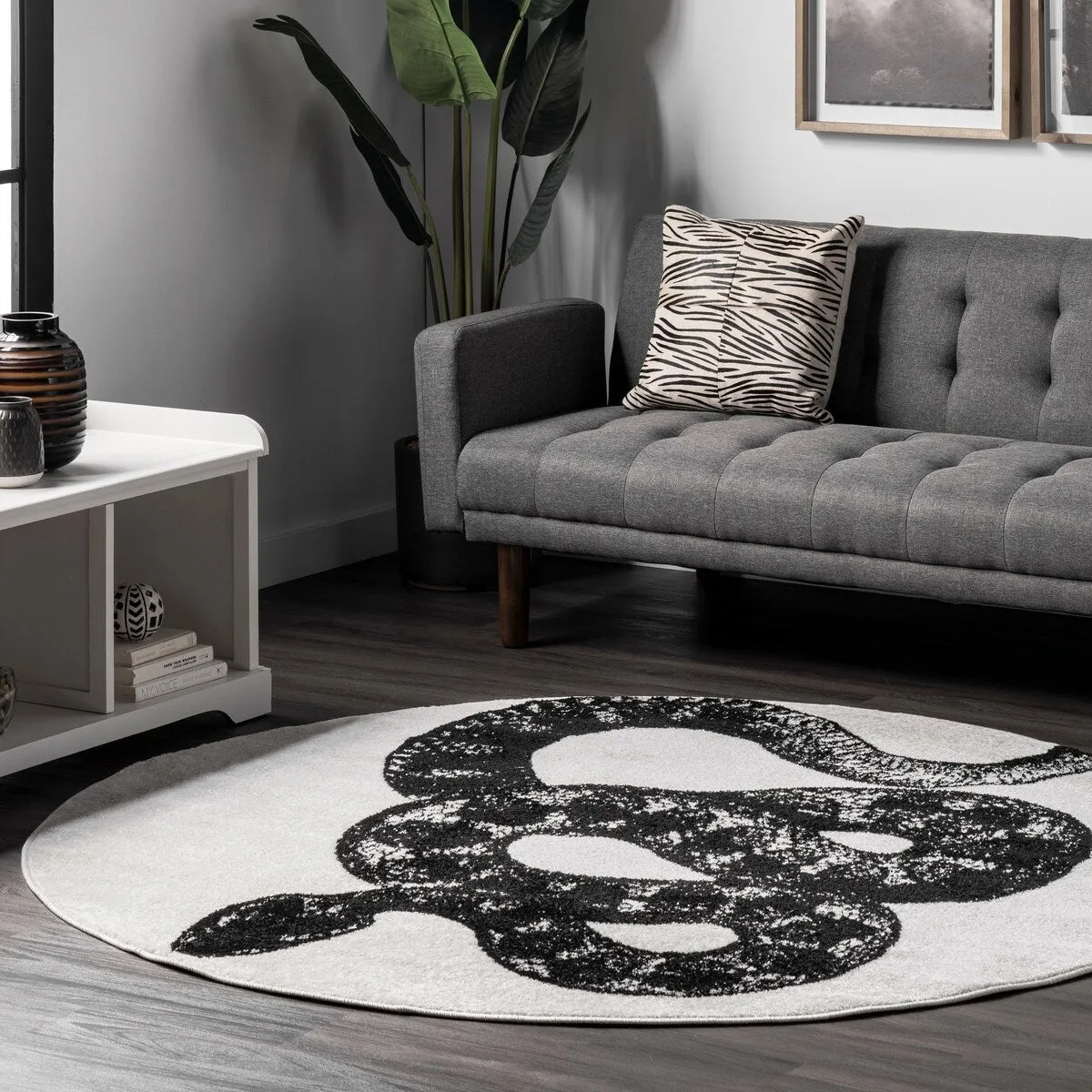 Nuloom Leopold Serpent Area Rug
