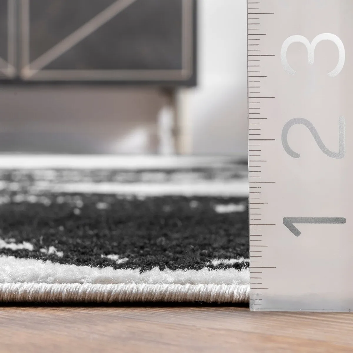 Nuloom Leopold Serpent Area Rug