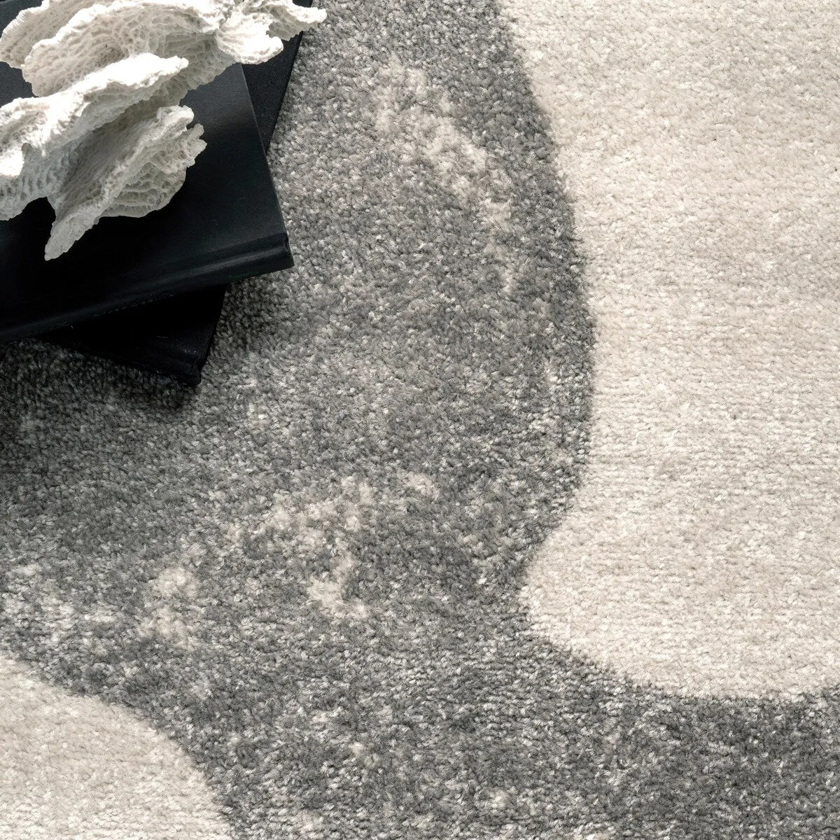 Nuloom Leopold Serpent Area Rug