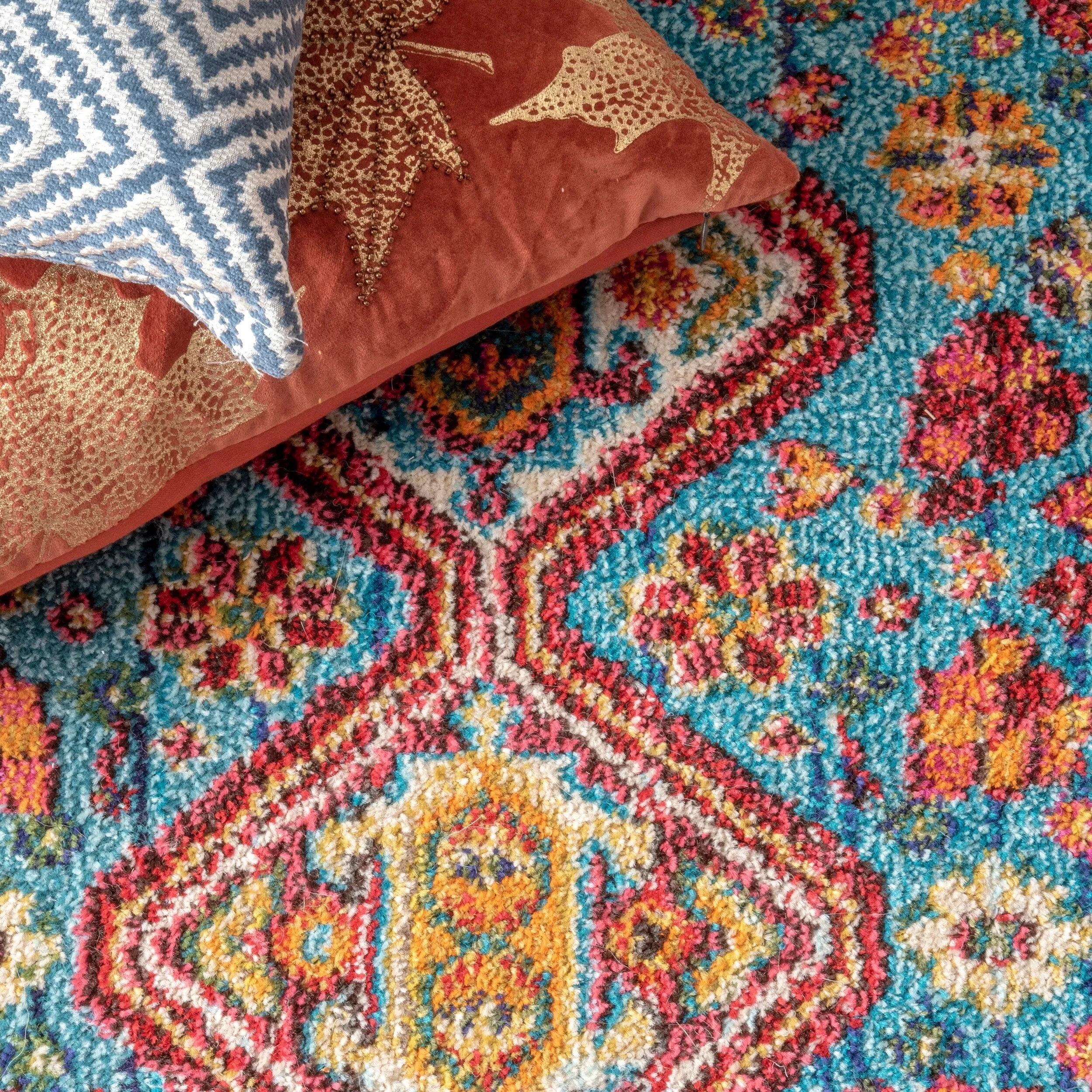 Nuloom Multi Distressed Traditional Flower Persian Area Rug - 6'7 x 9'