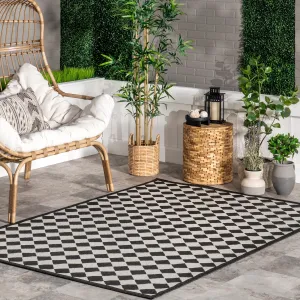 Nuloom Myka Checkered Indoor/Outdoor Area Rug