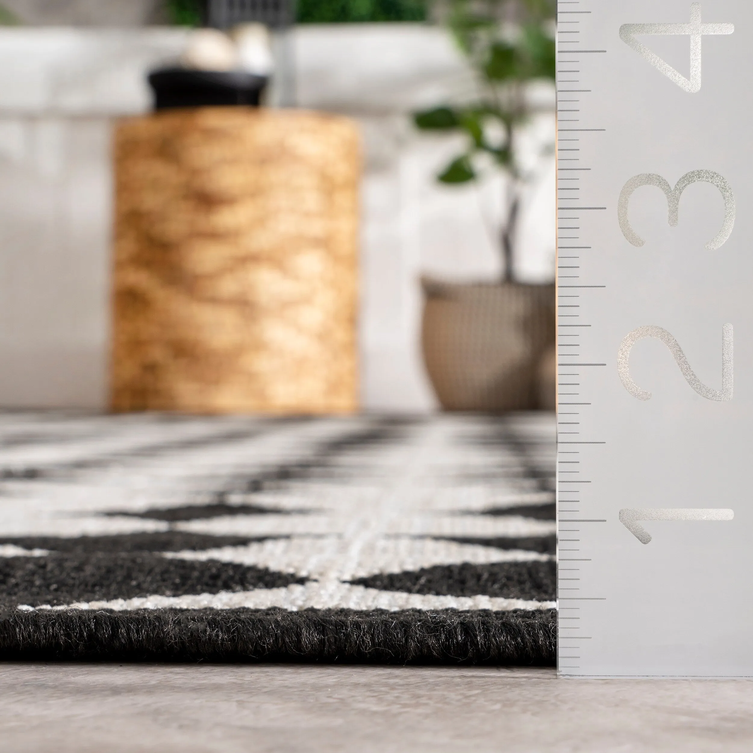 Nuloom Myka Checkered Indoor/Outdoor Area Rug