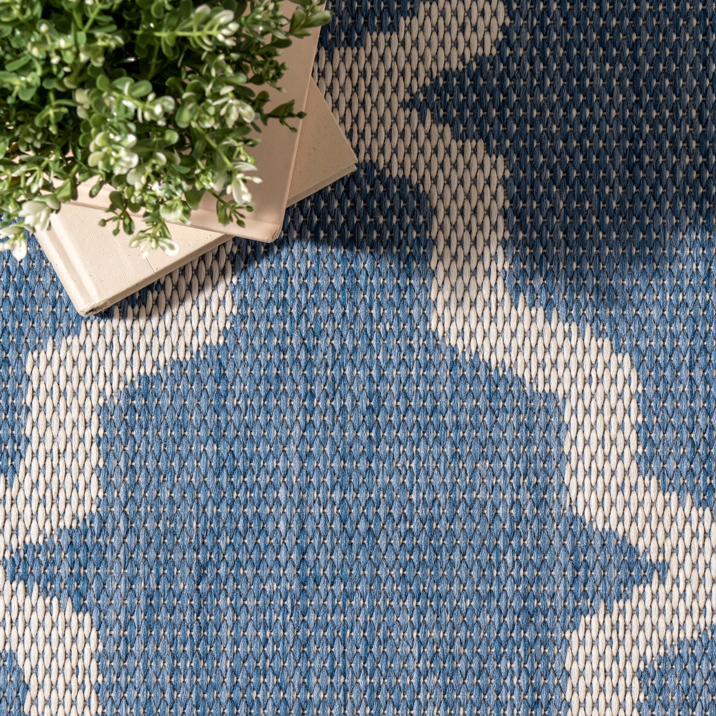 Nuloom Outdoor Moroccan Trellis Area Rug