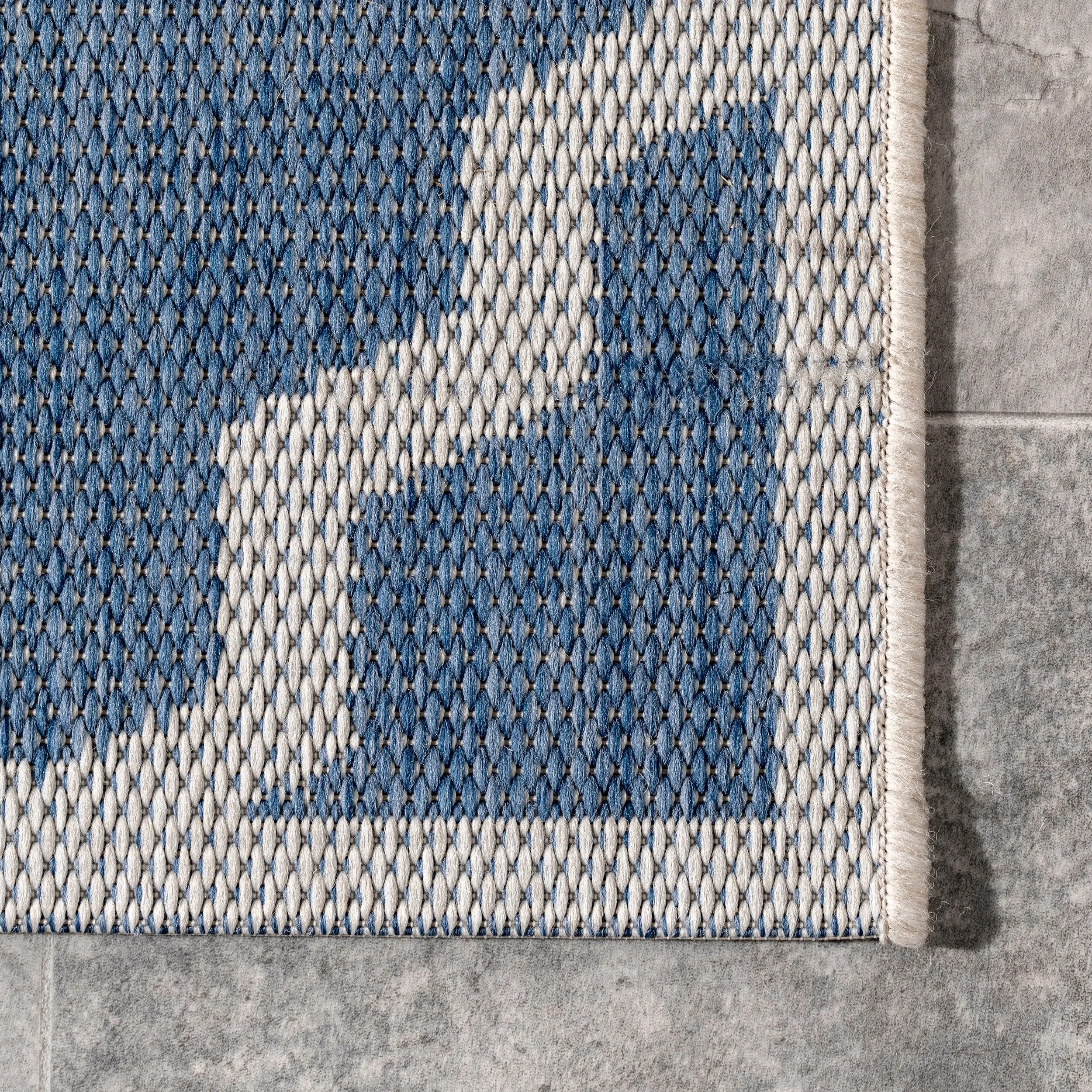Nuloom Outdoor Moroccan Trellis Area Rug