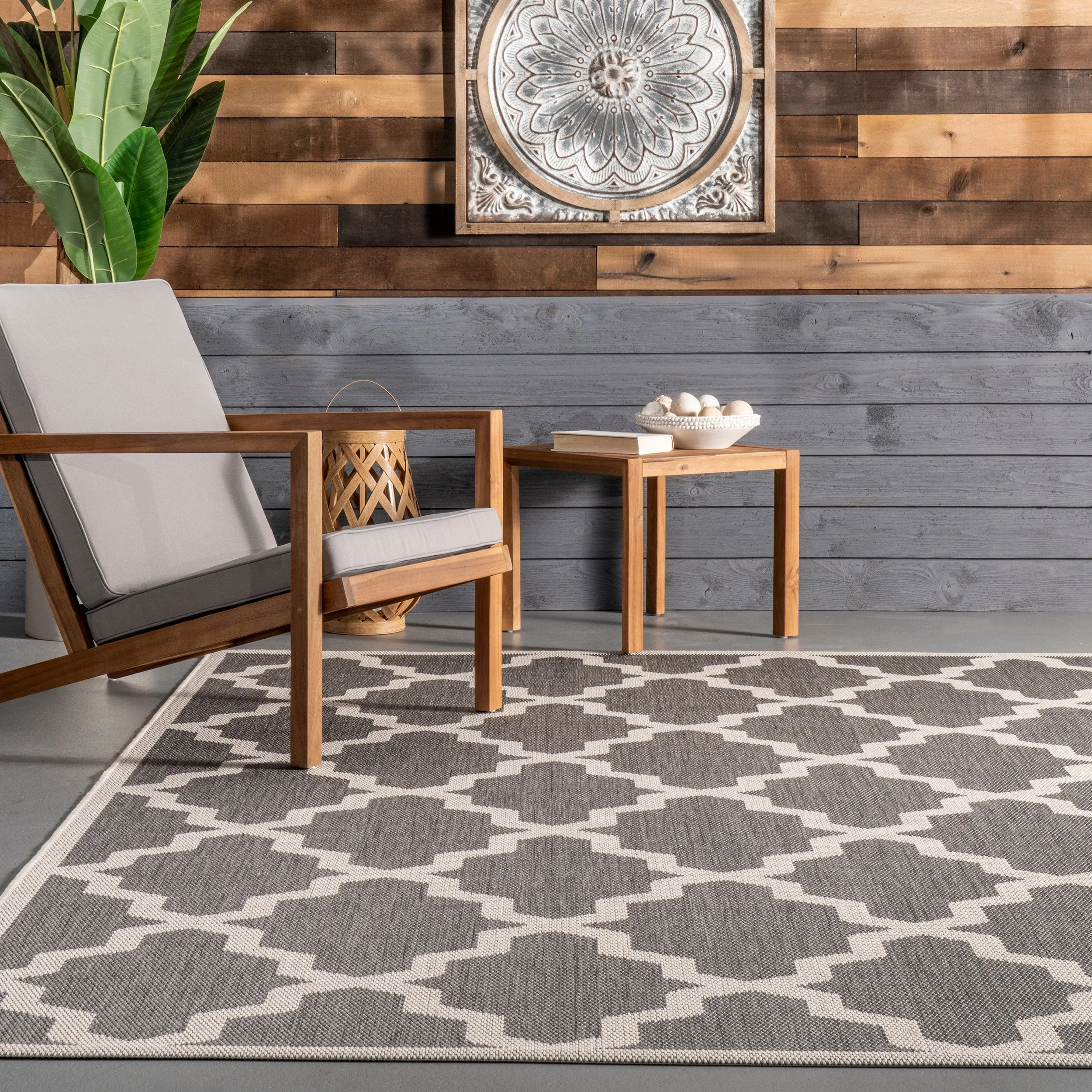 Nuloom Outdoor Moroccan Trellis Area Rug