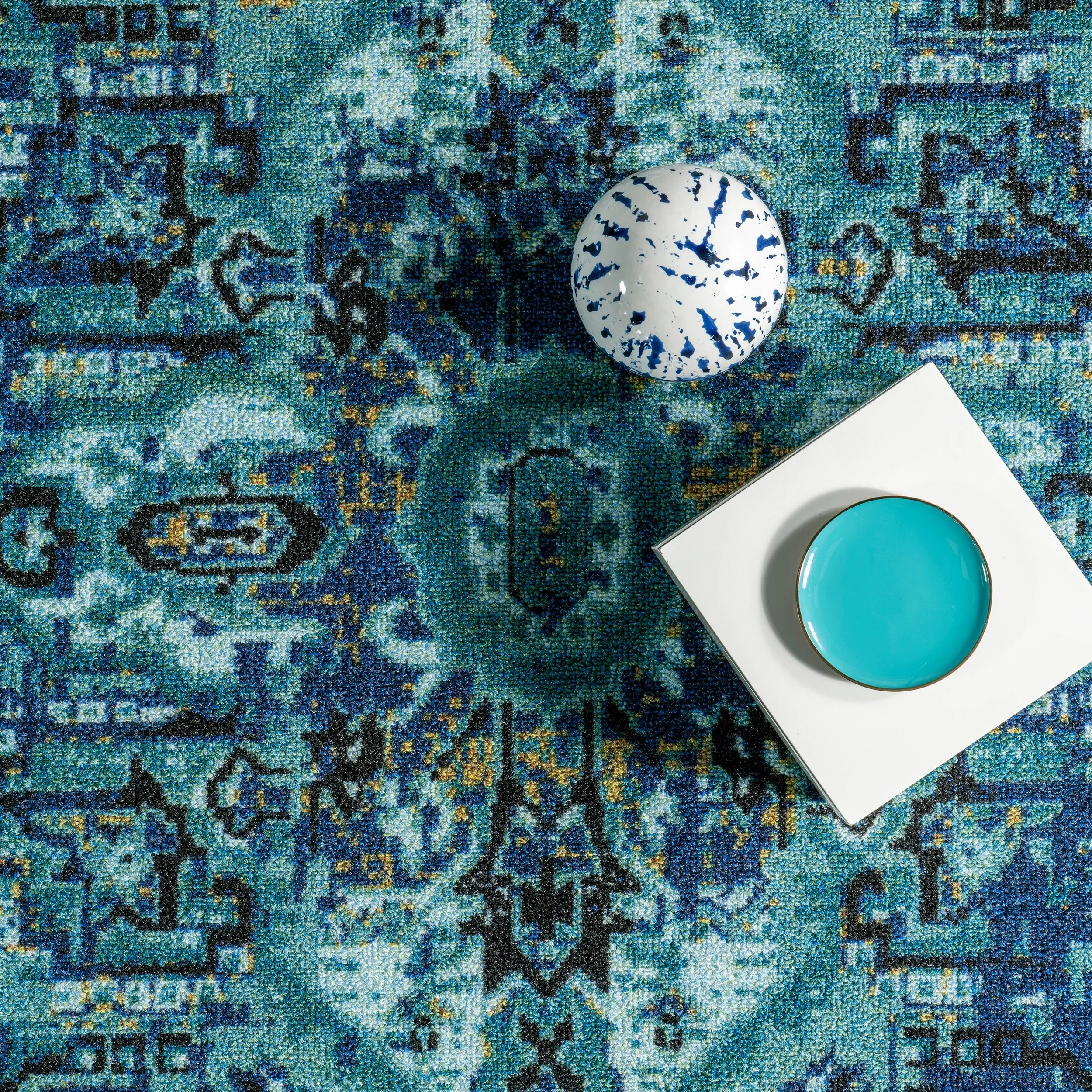 Nuloom Reiko Printed Bold Persian Area Rug