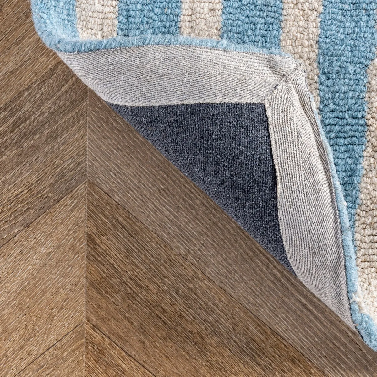 Nuloom Roxane Contempoary Striped Area Rug