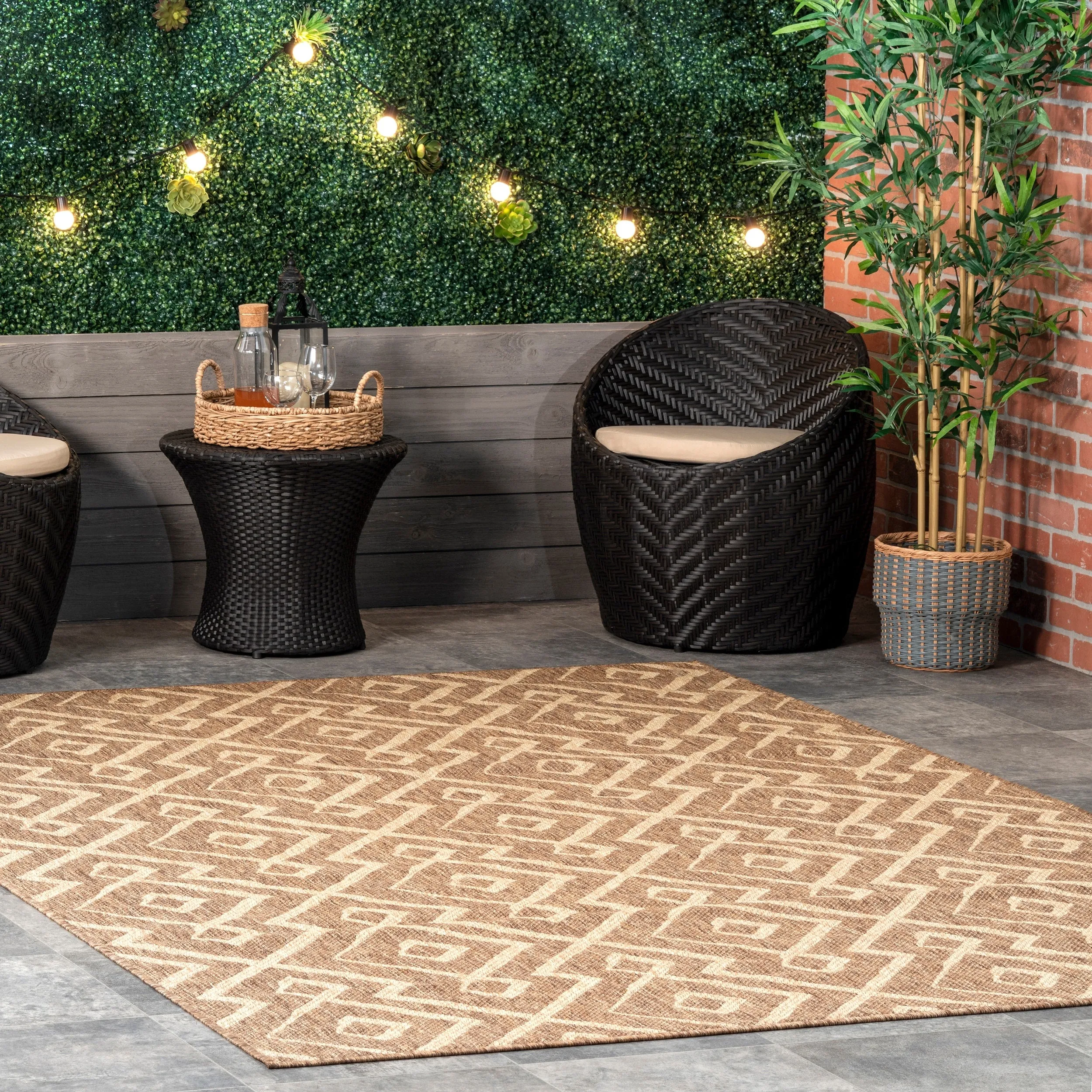 Nuloom Sammi Geometric Trellis Indoor/Outdoor Area Rug