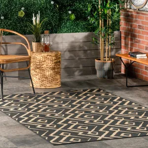 Nuloom Sammi Geometric Trellis Indoor/Outdoor Area Rug
