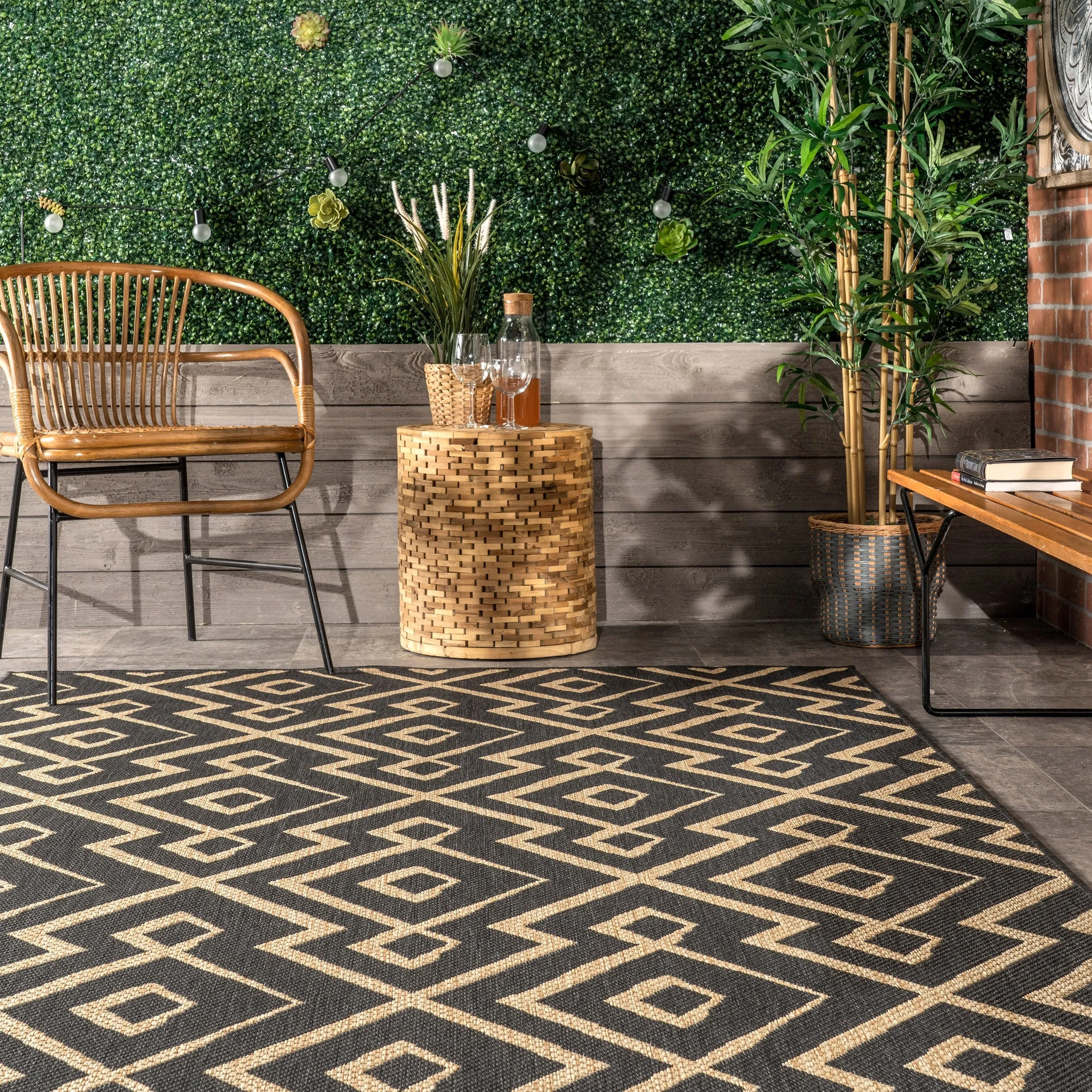 Nuloom Sammi Geometric Trellis Indoor/Outdoor Area Rug