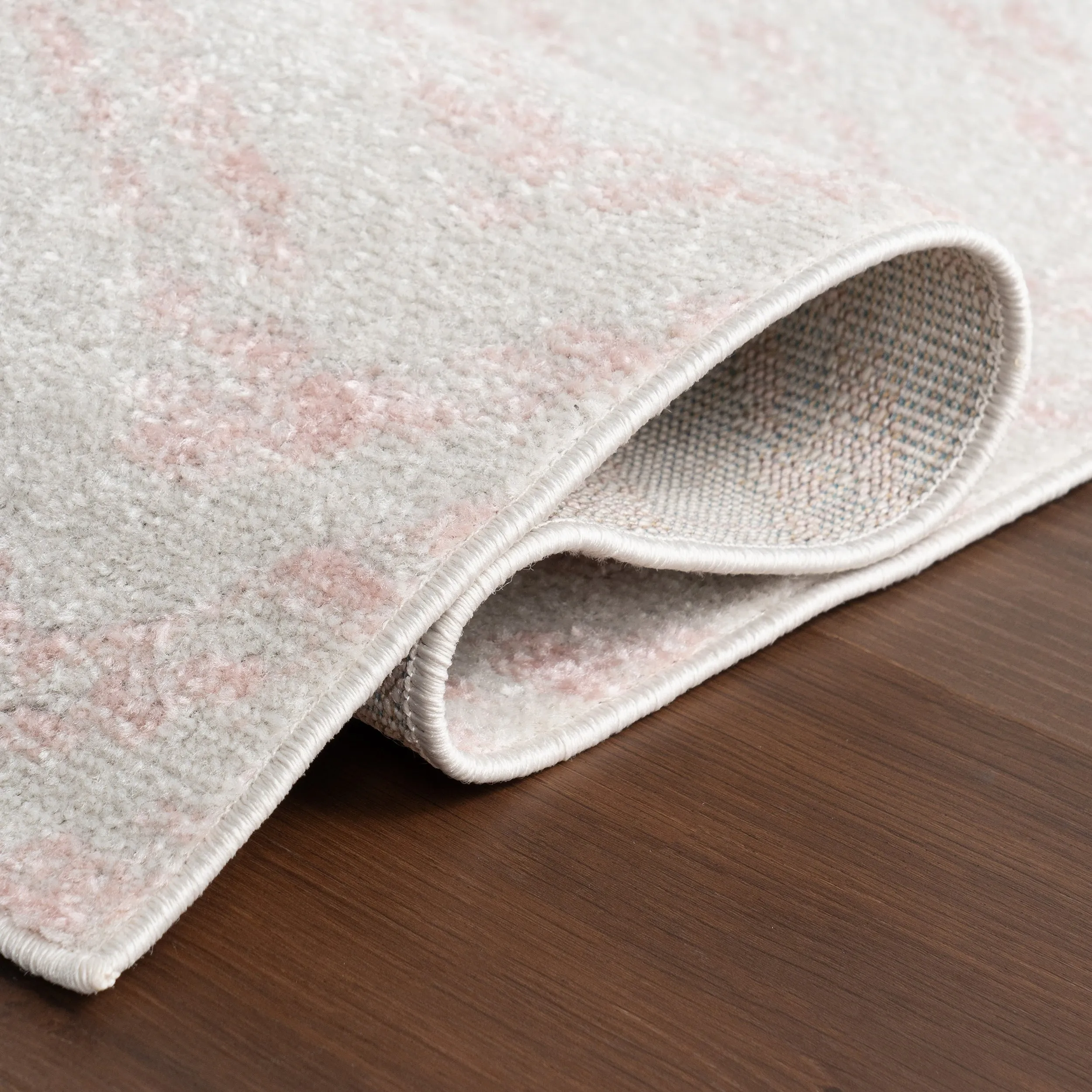 Nuloom Sasha Faded Chevron Area Rug