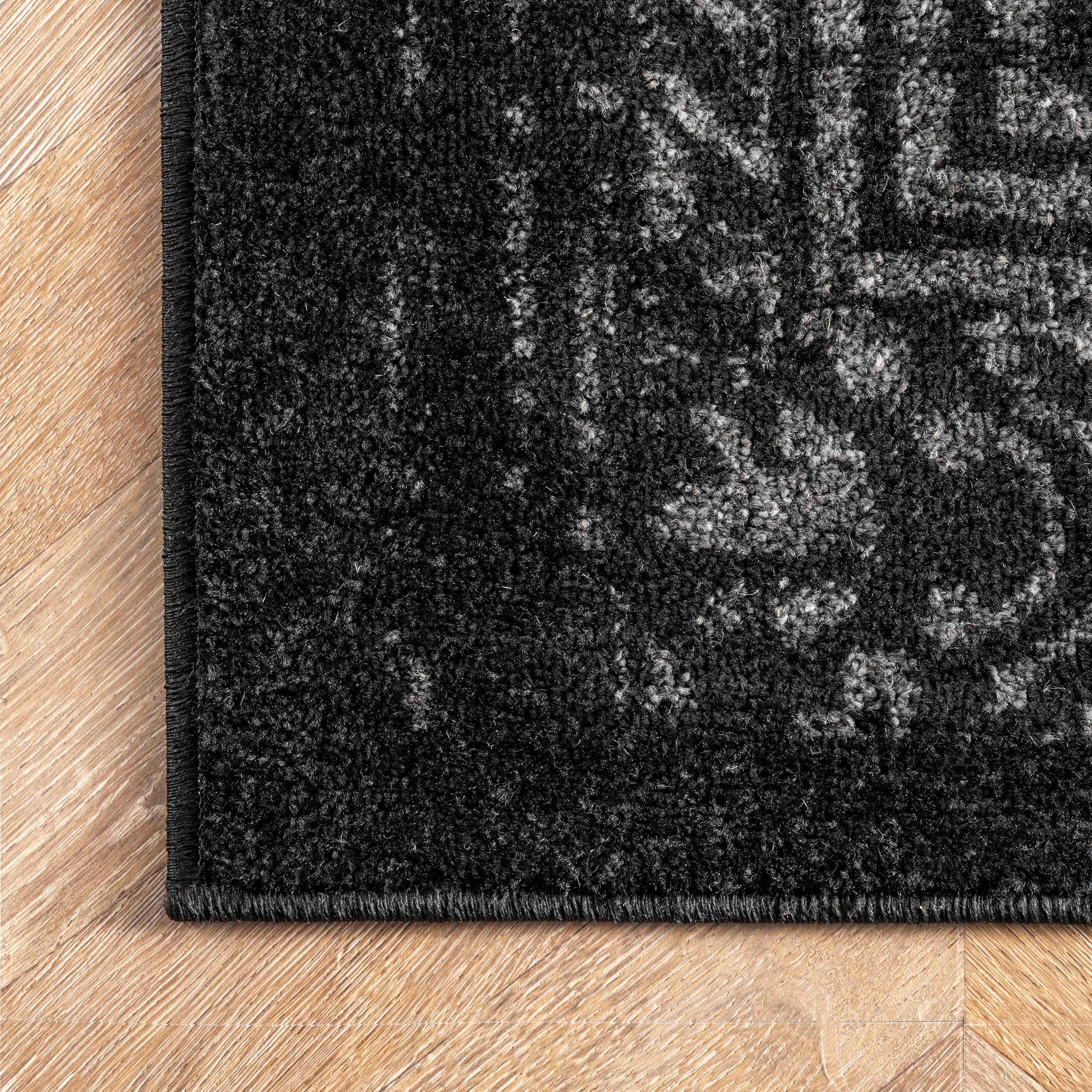 Nuloom Wren Traditional Faded Area Rug