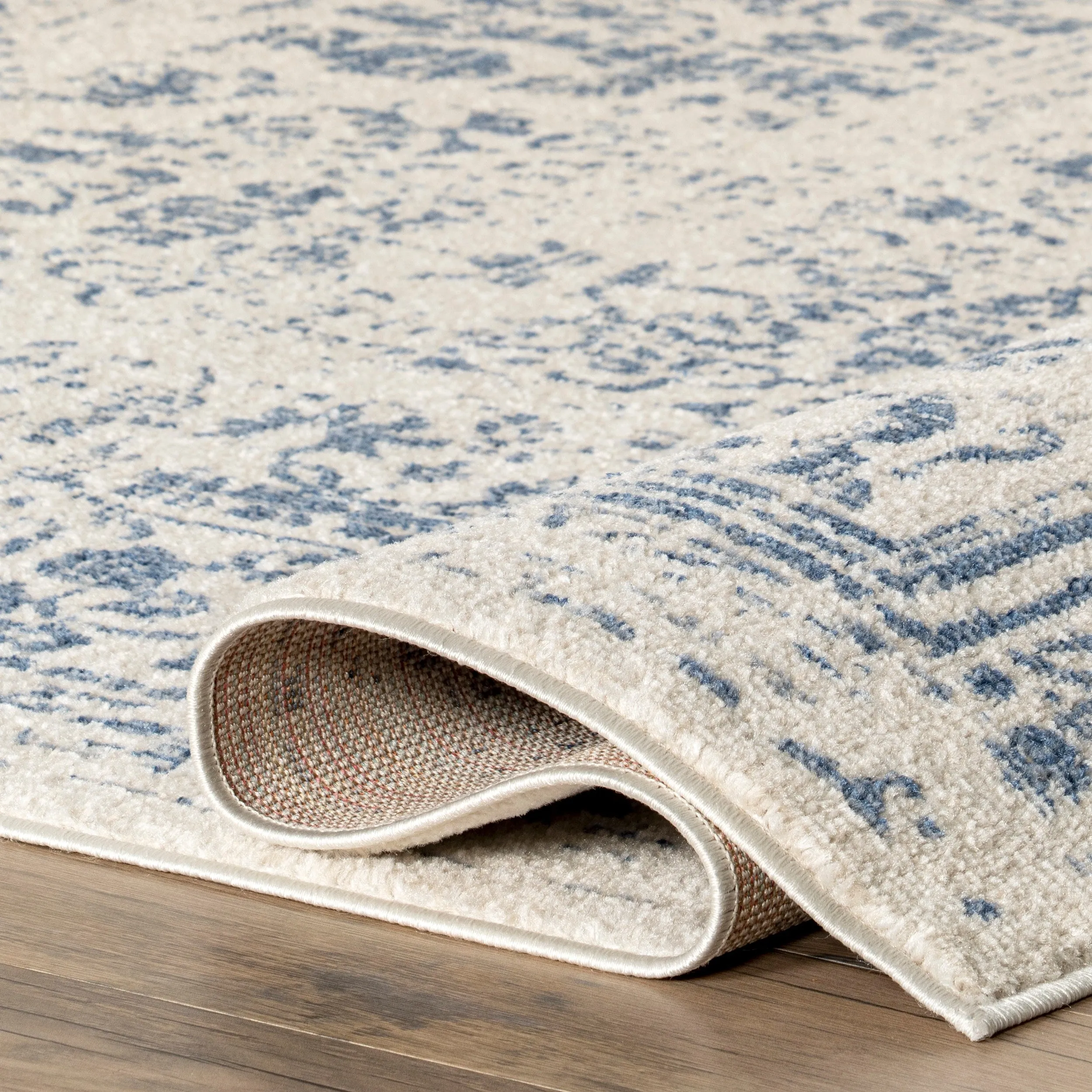 Nuloom Wren Traditional Faded Area Rug