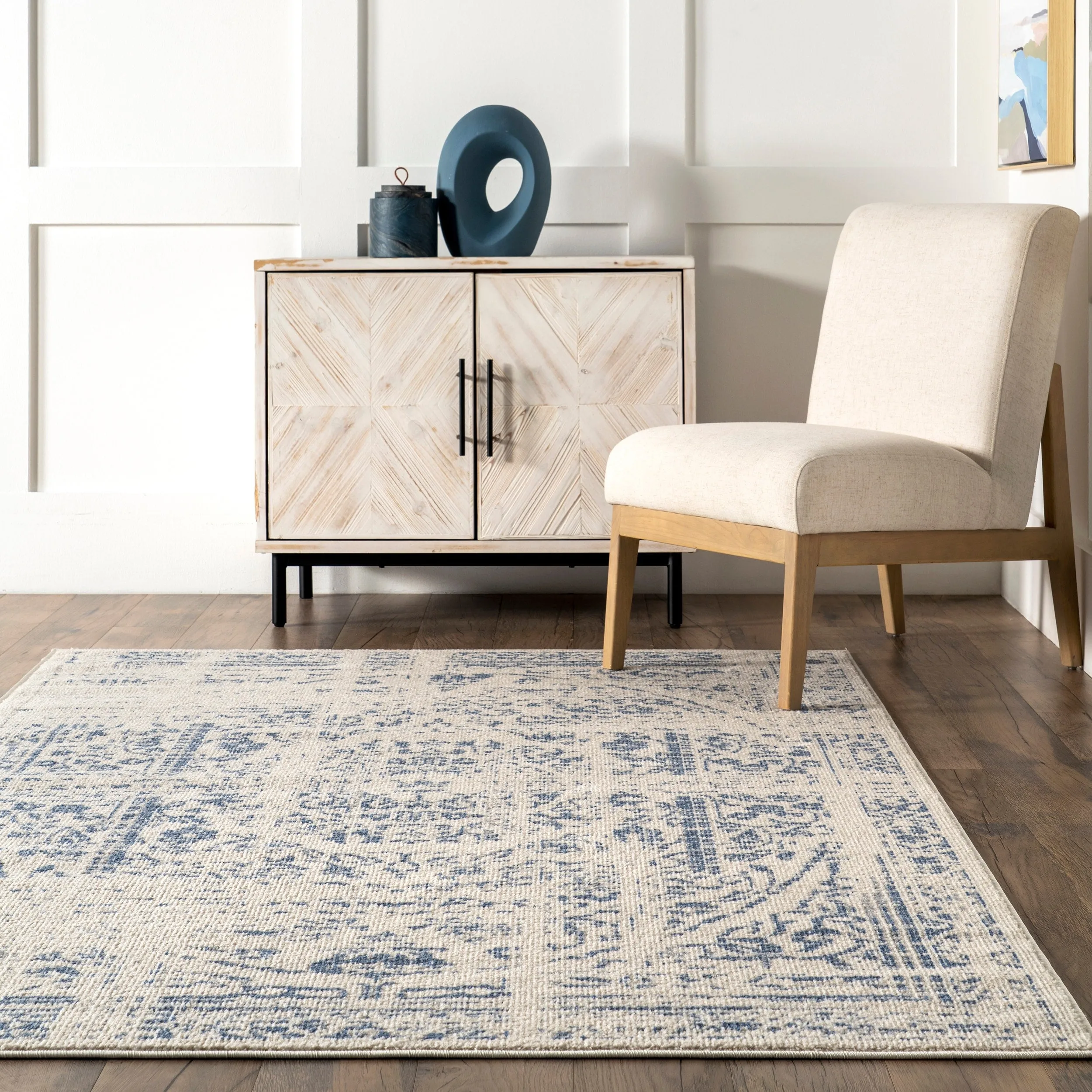 Nuloom Wren Traditional Faded Area Rug