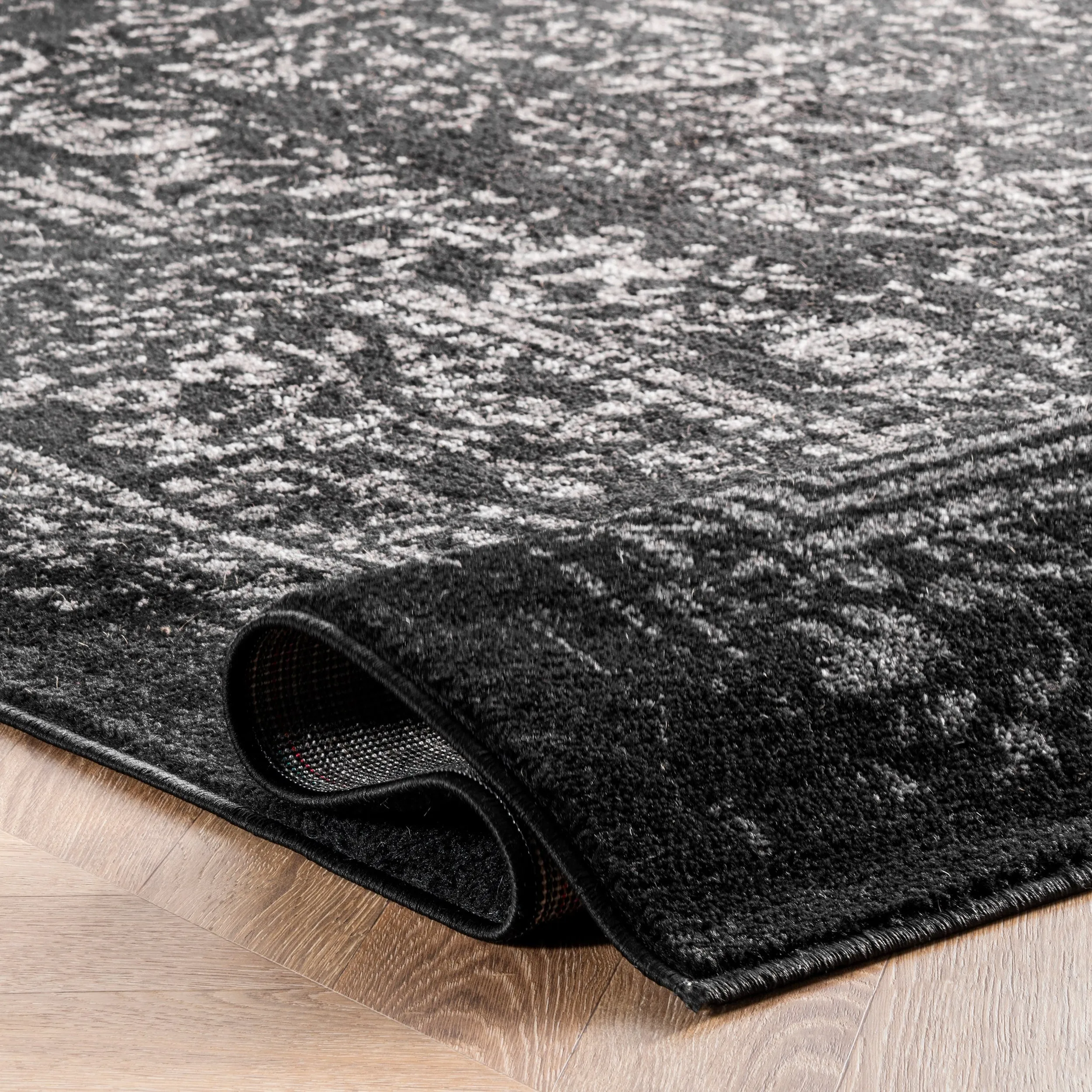 Nuloom Wren Traditional Faded Area Rug