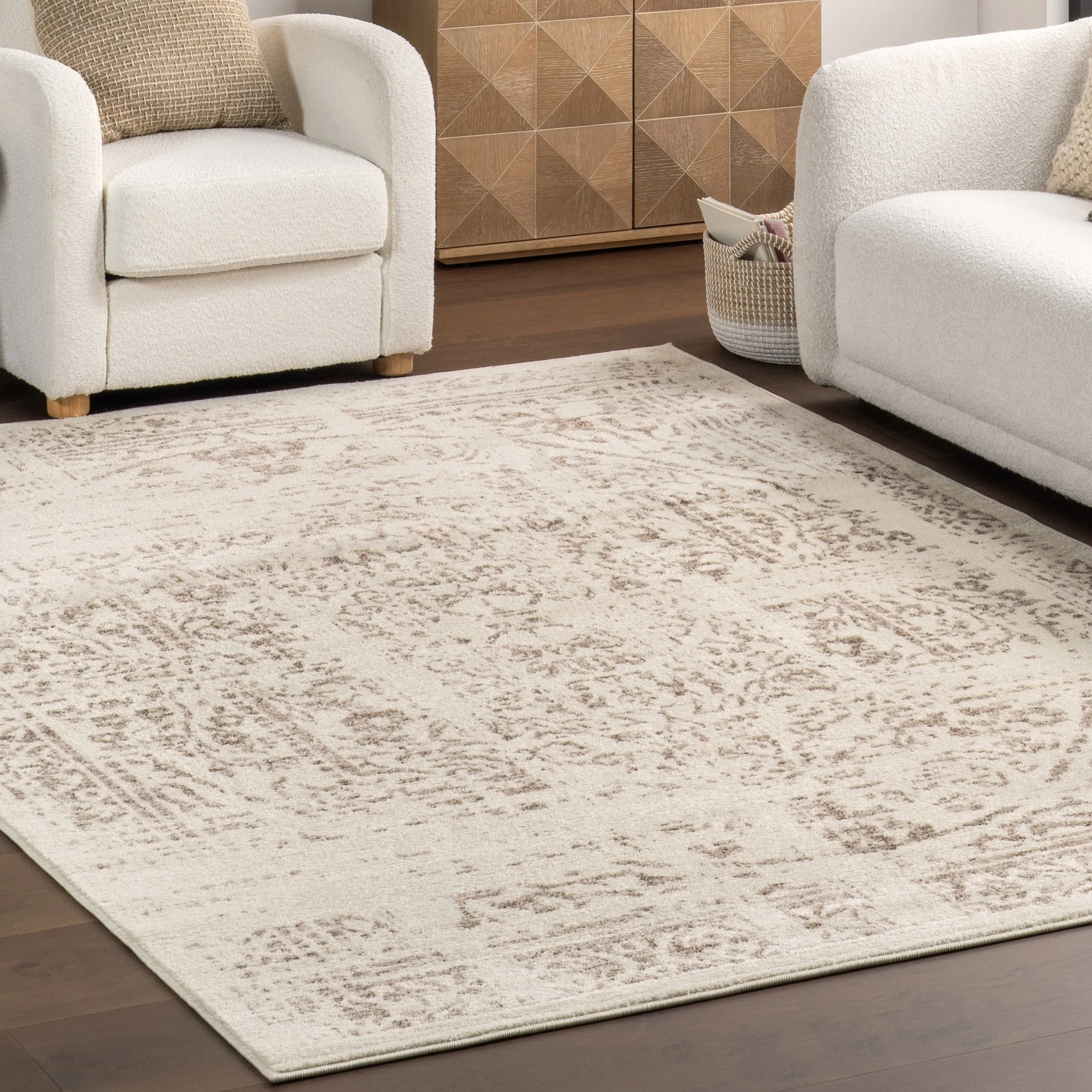 Nuloom Wren Traditional Faded Area Rug
