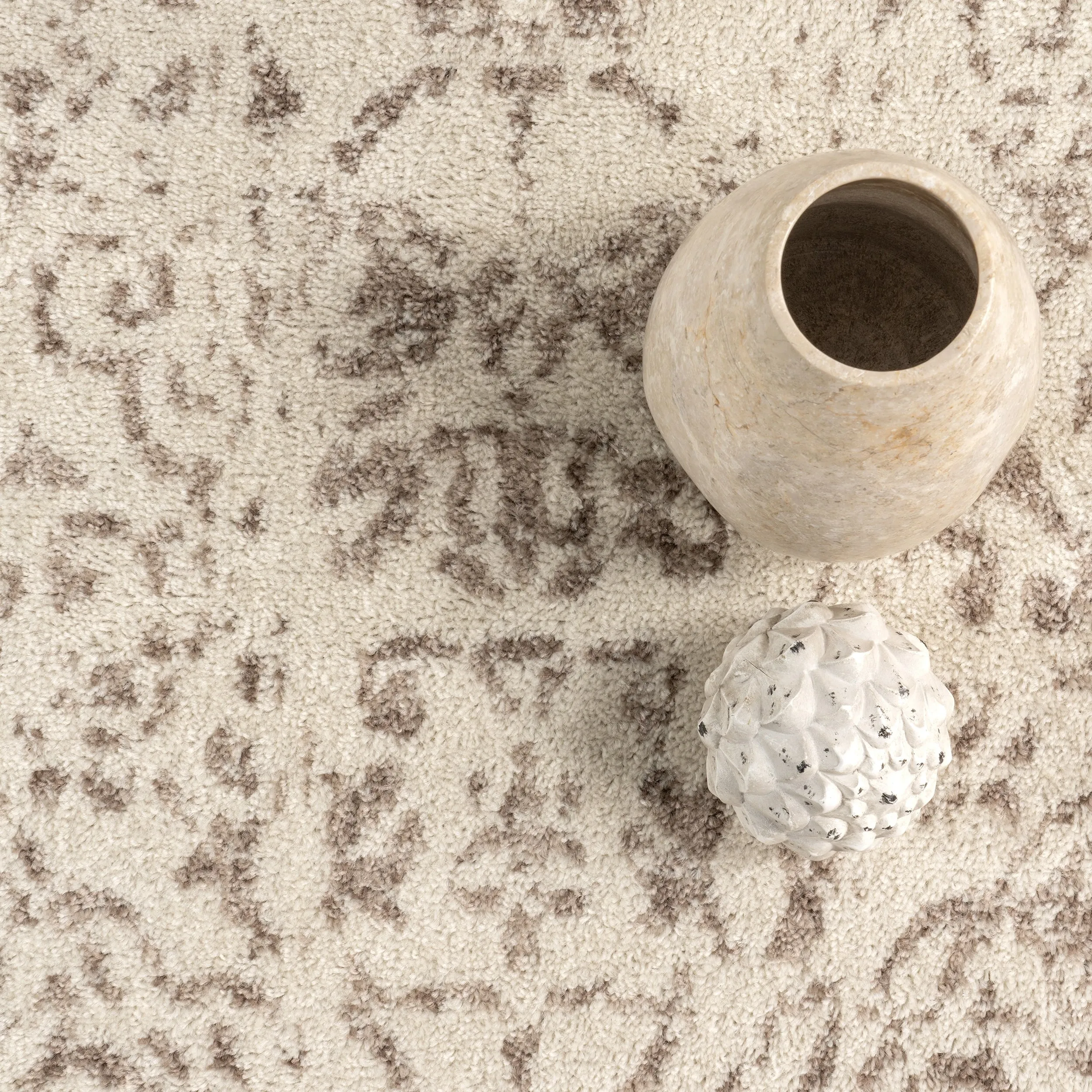 Nuloom Wren Traditional Faded Area Rug