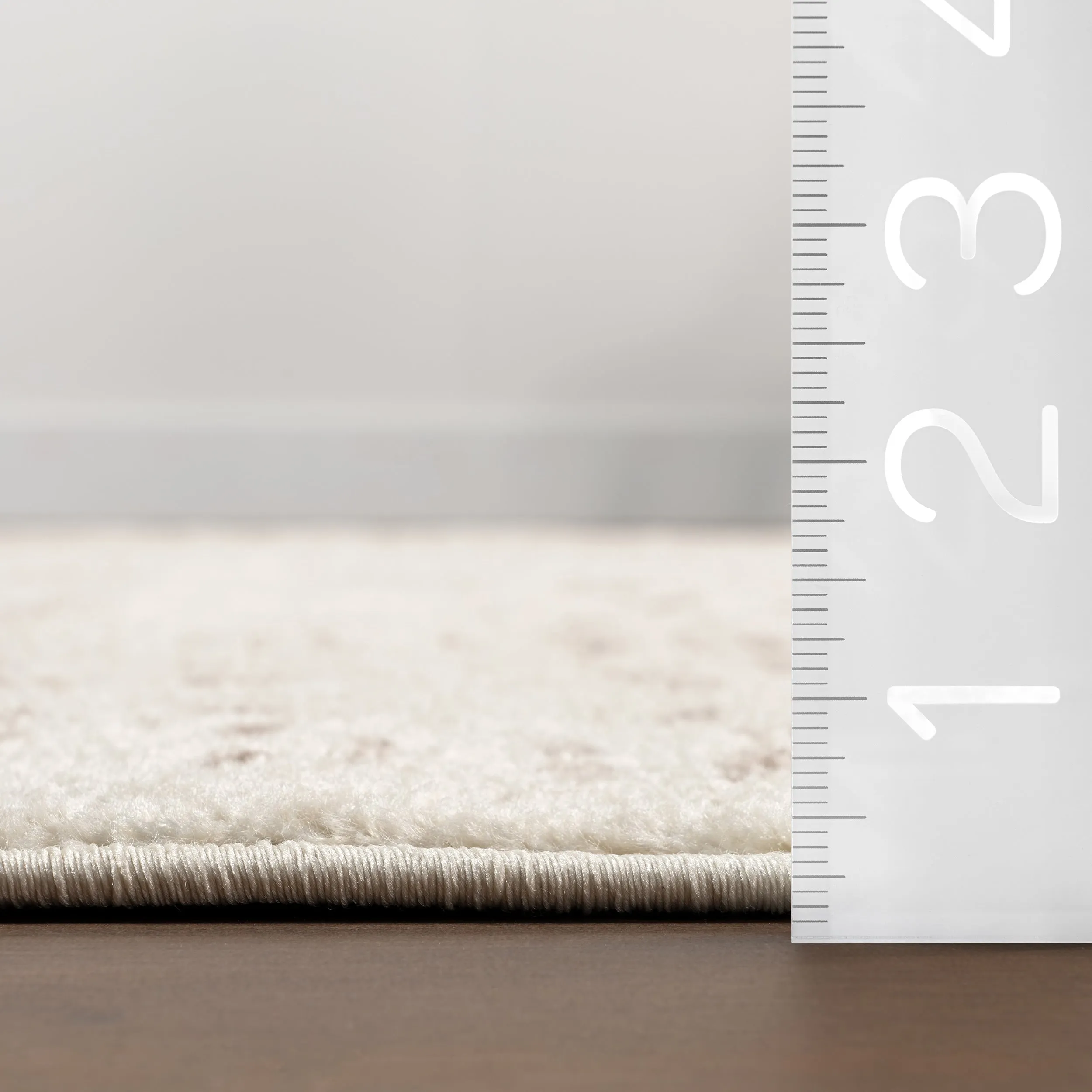 Nuloom Wren Traditional Faded Area Rug