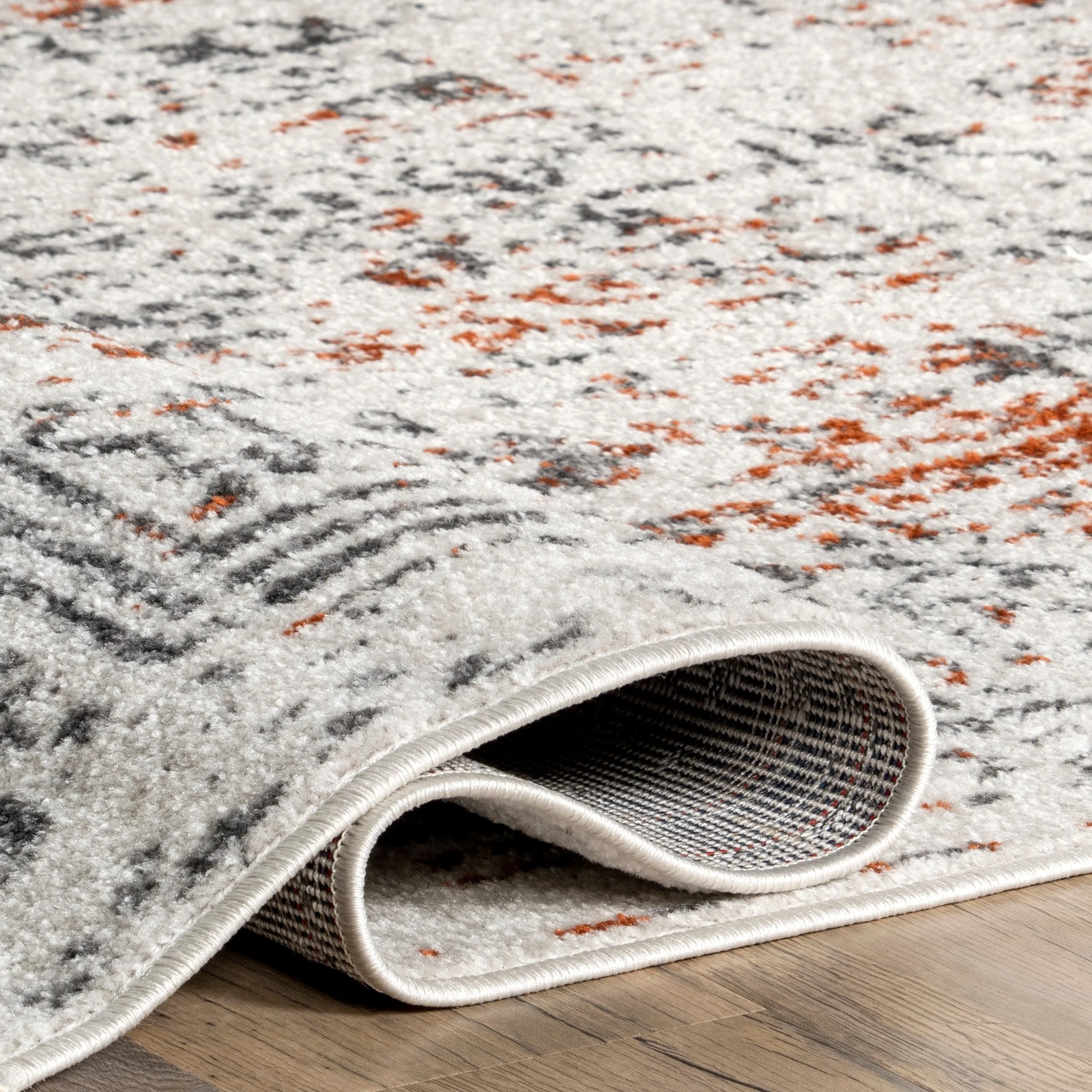 Nuloom Wren Traditional Faded Area Rug