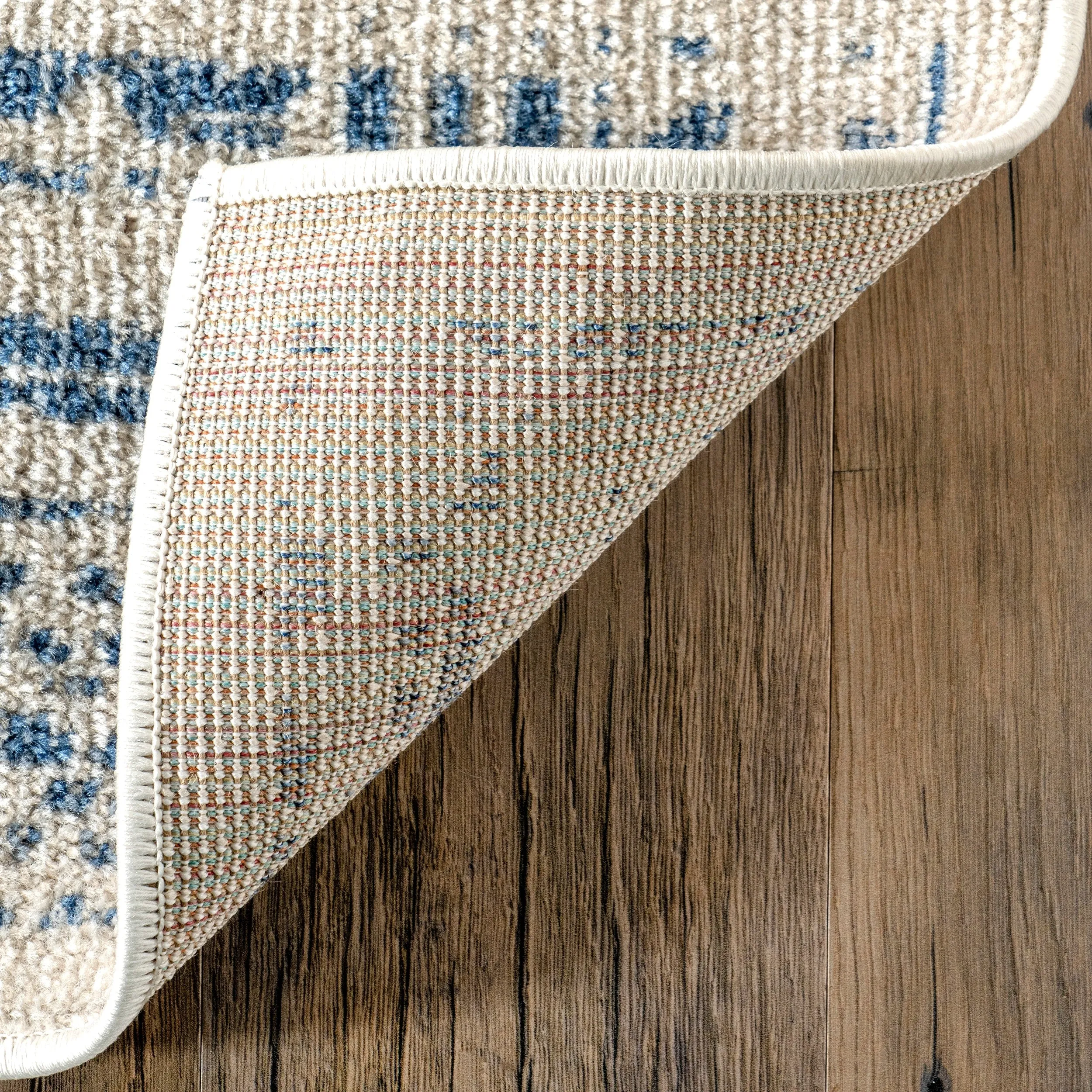 Nuloom Wren Traditional Faded Area Rug