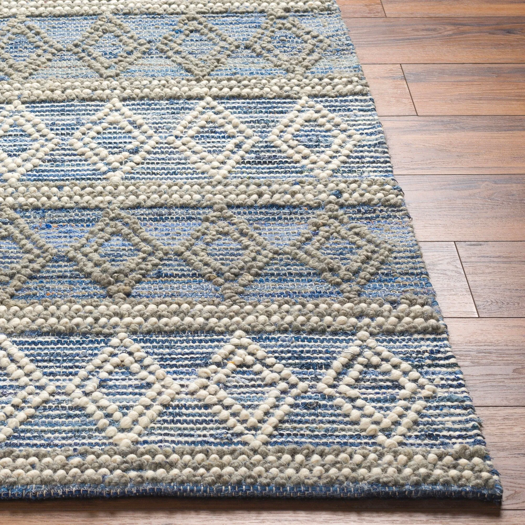 Oriana Handmade Farmhouse Cotton & Wool Area Rug