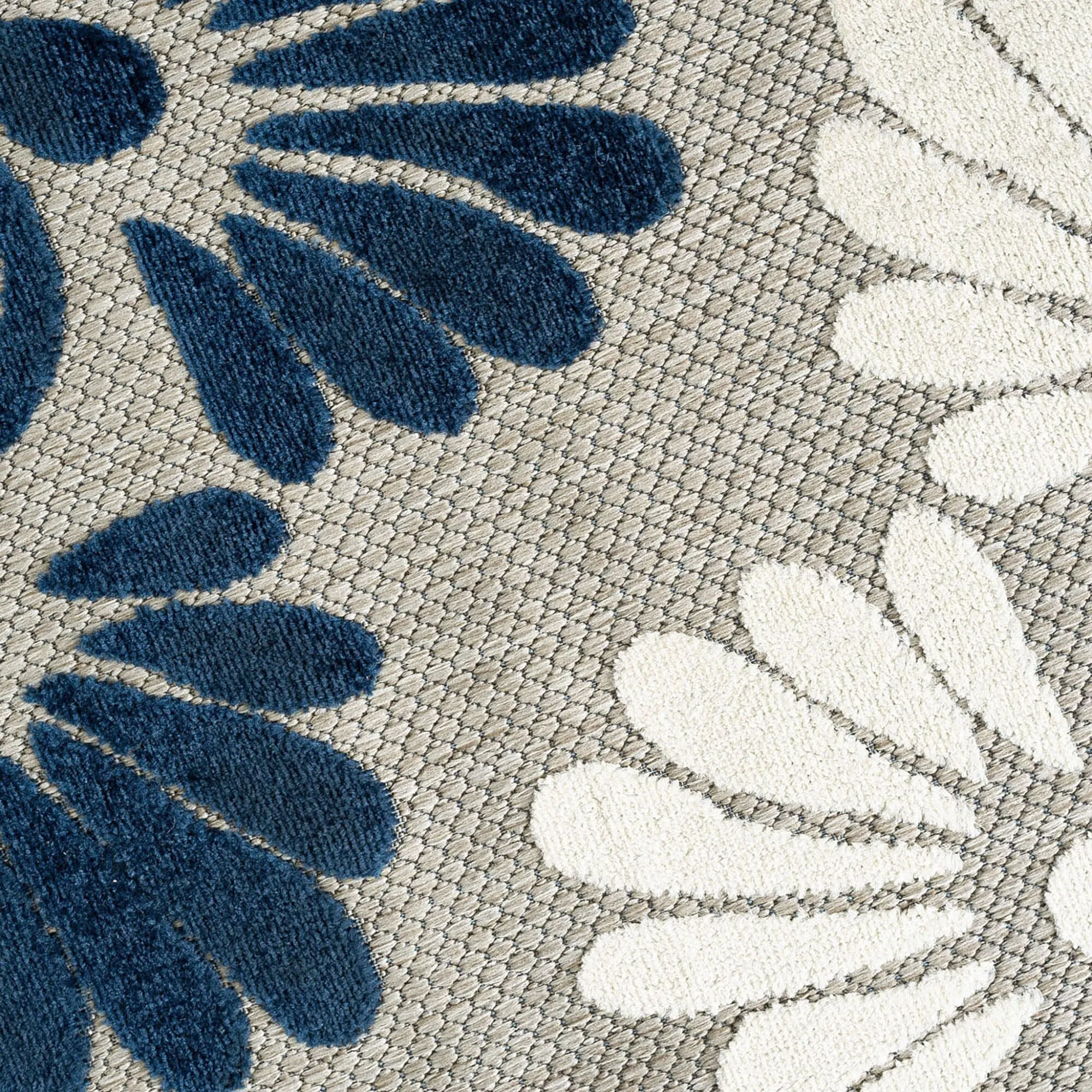Origin Coastal Floral Indoor/Outdoor Area Rug