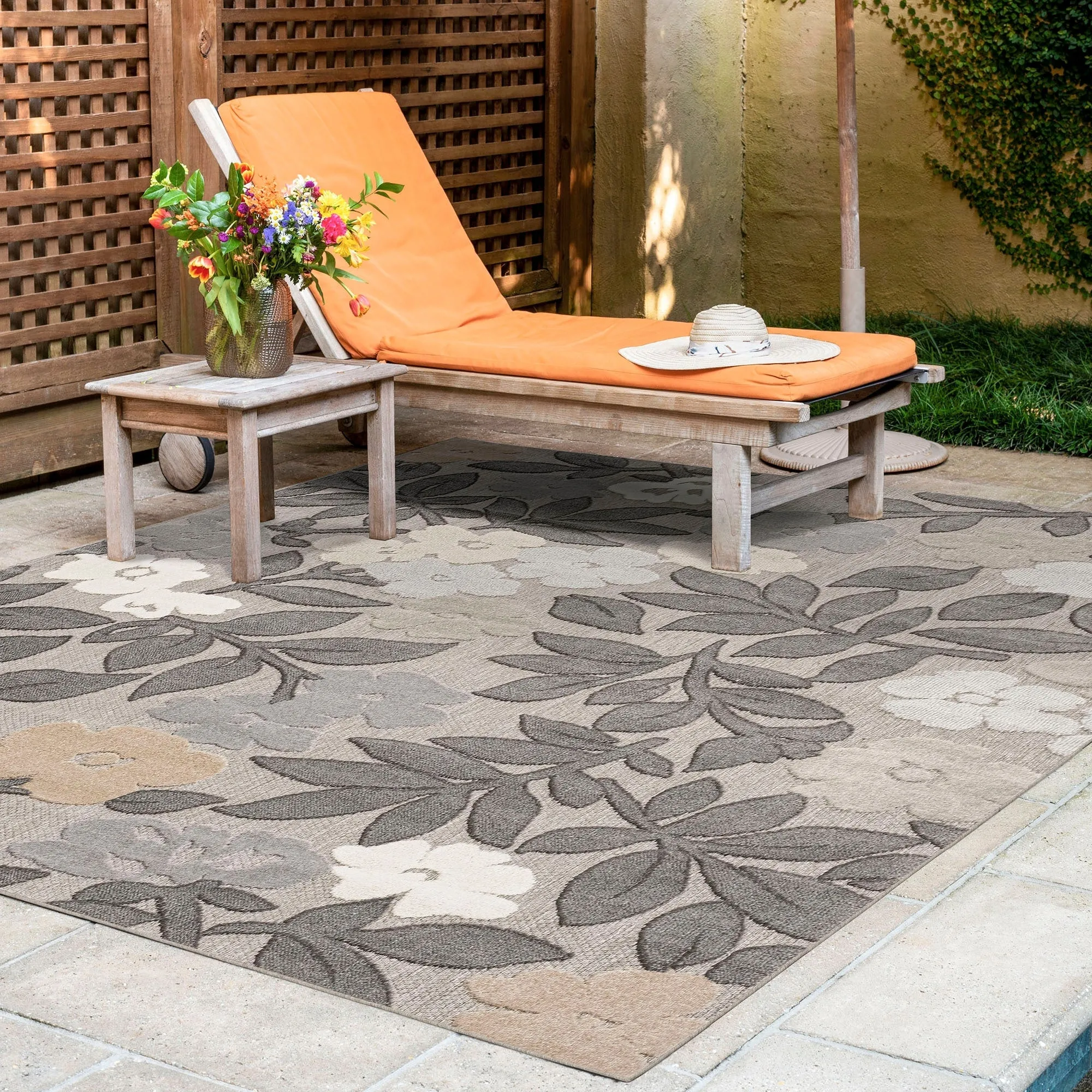 Origin Coastal Floral Indoor/Outdoor Area Rug