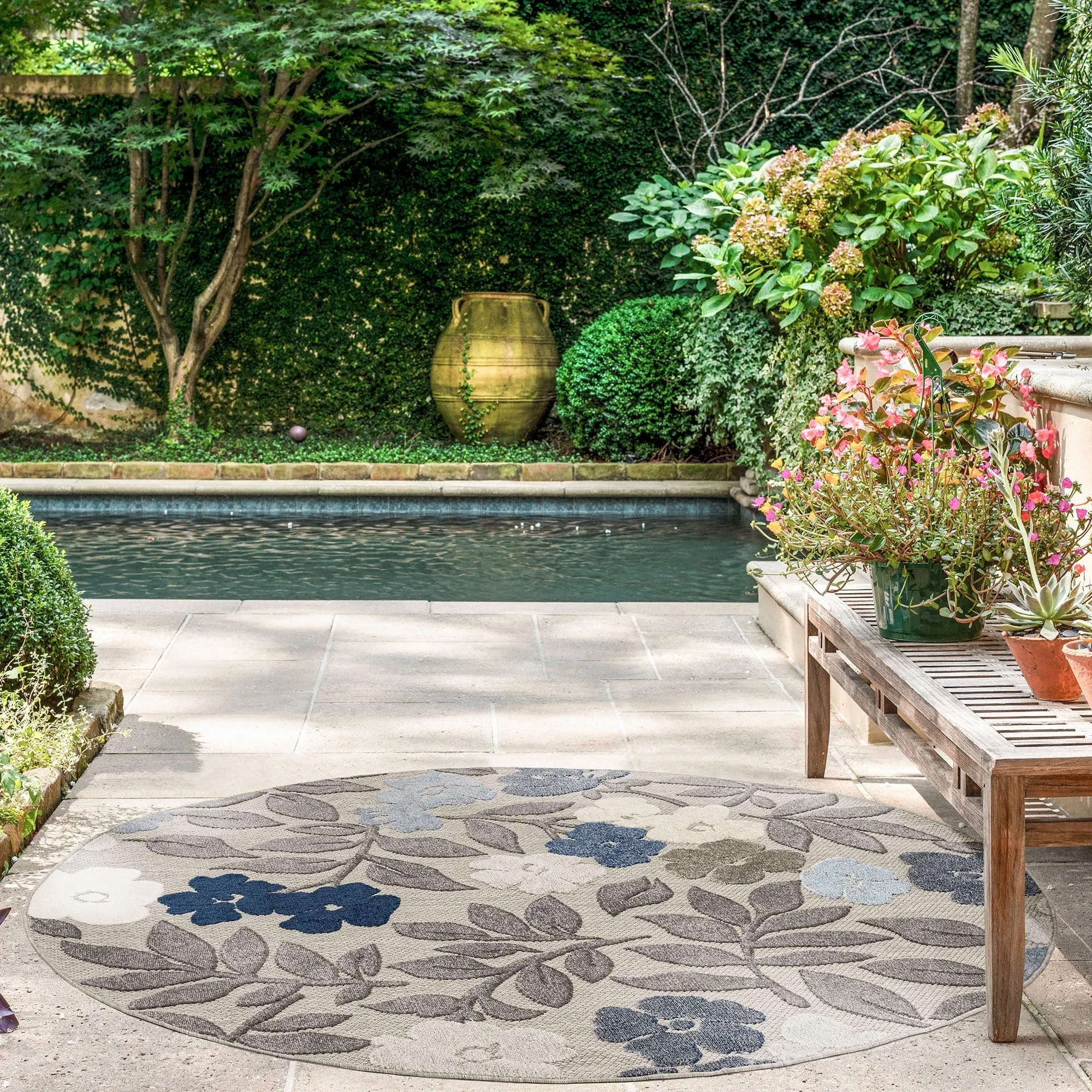 Origin Coastal Floral Indoor/Outdoor Area Rug