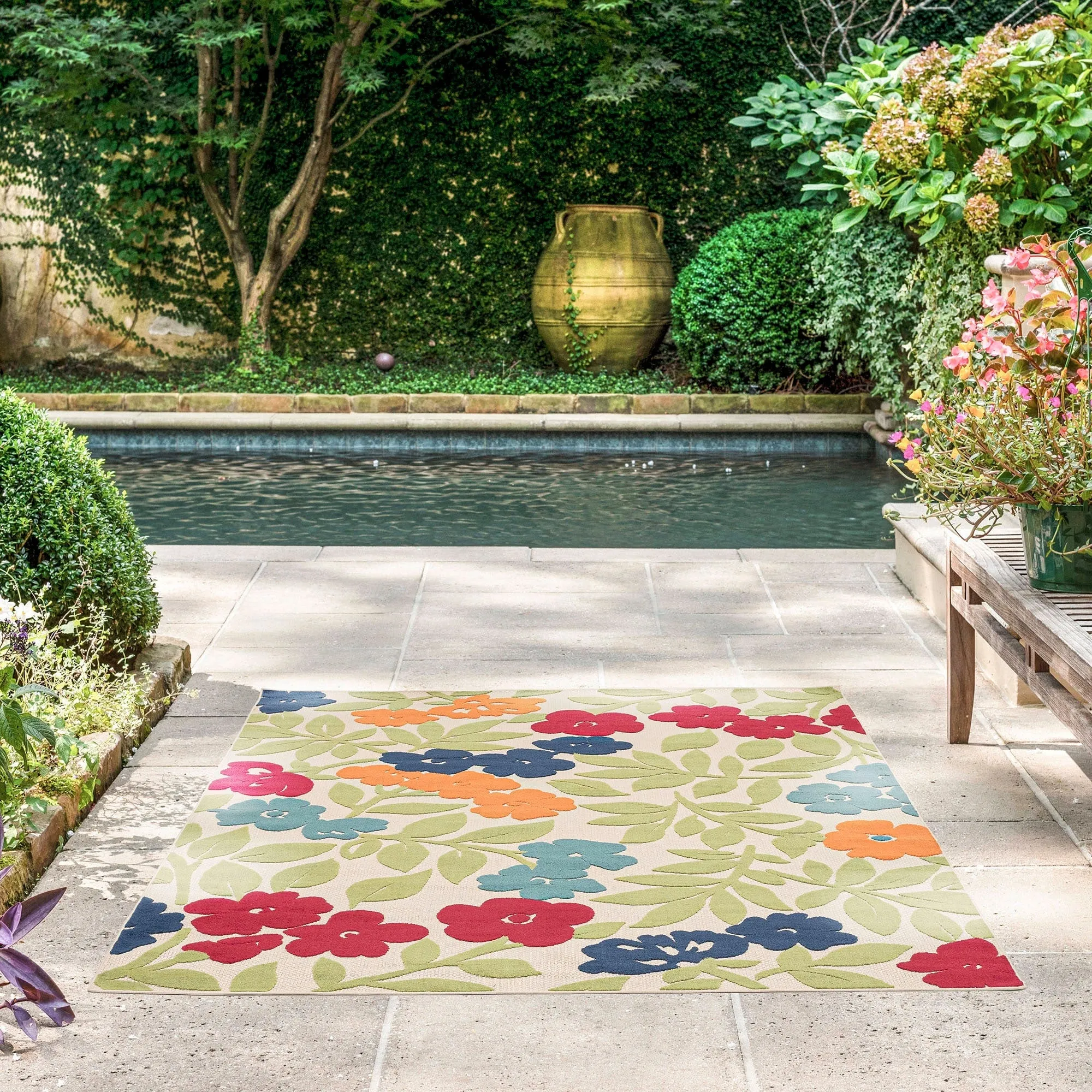 Origin Coastal Floral Indoor/Outdoor Area Rug
