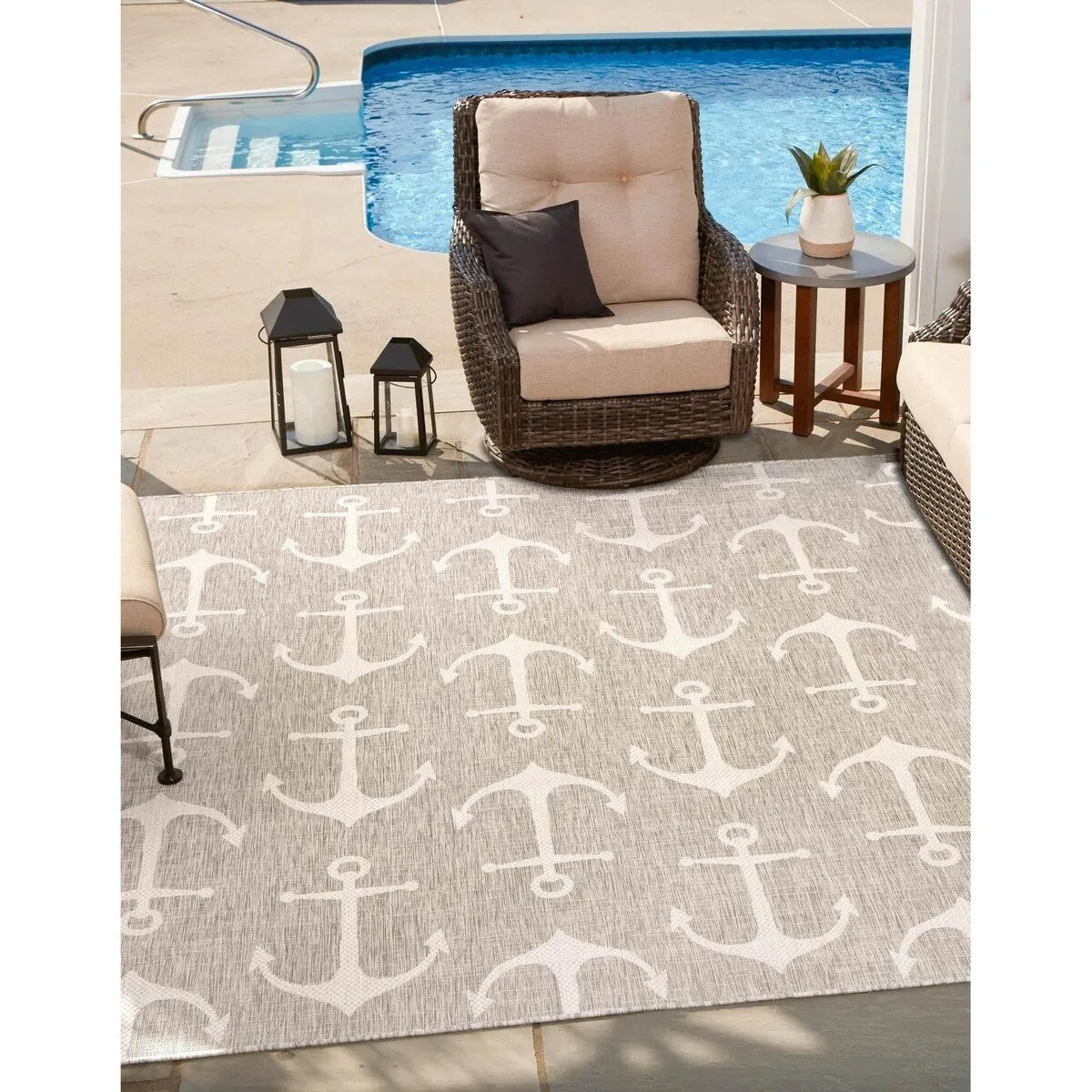 Outdoor Trisha Collection Area Rug