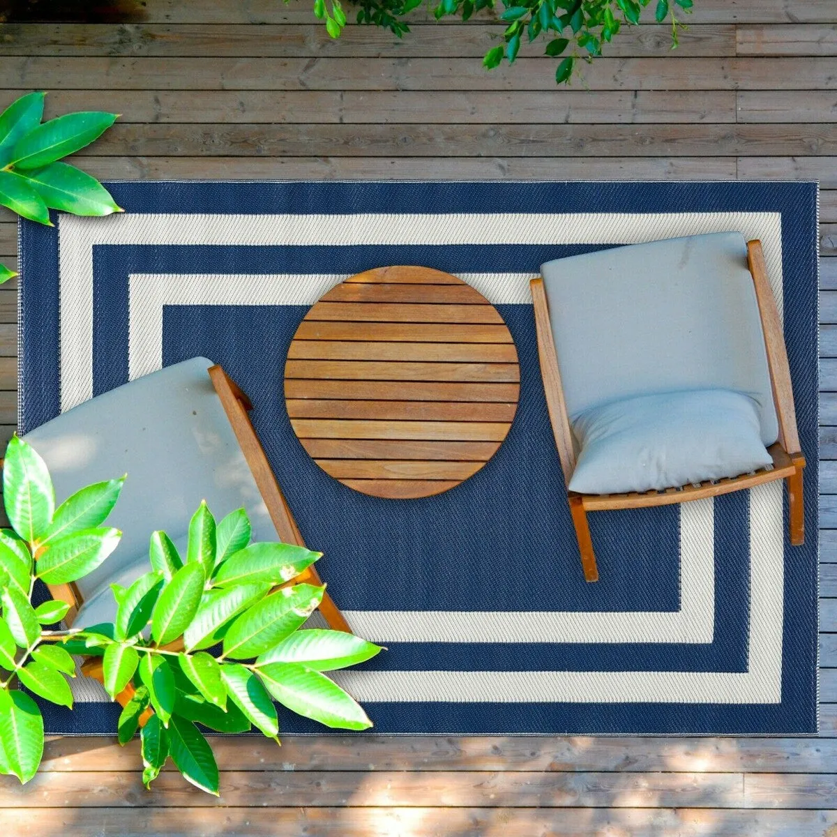 Paris Design 100% Eco-friendly Lightweight Plastic Outdoor Mat/Rug
