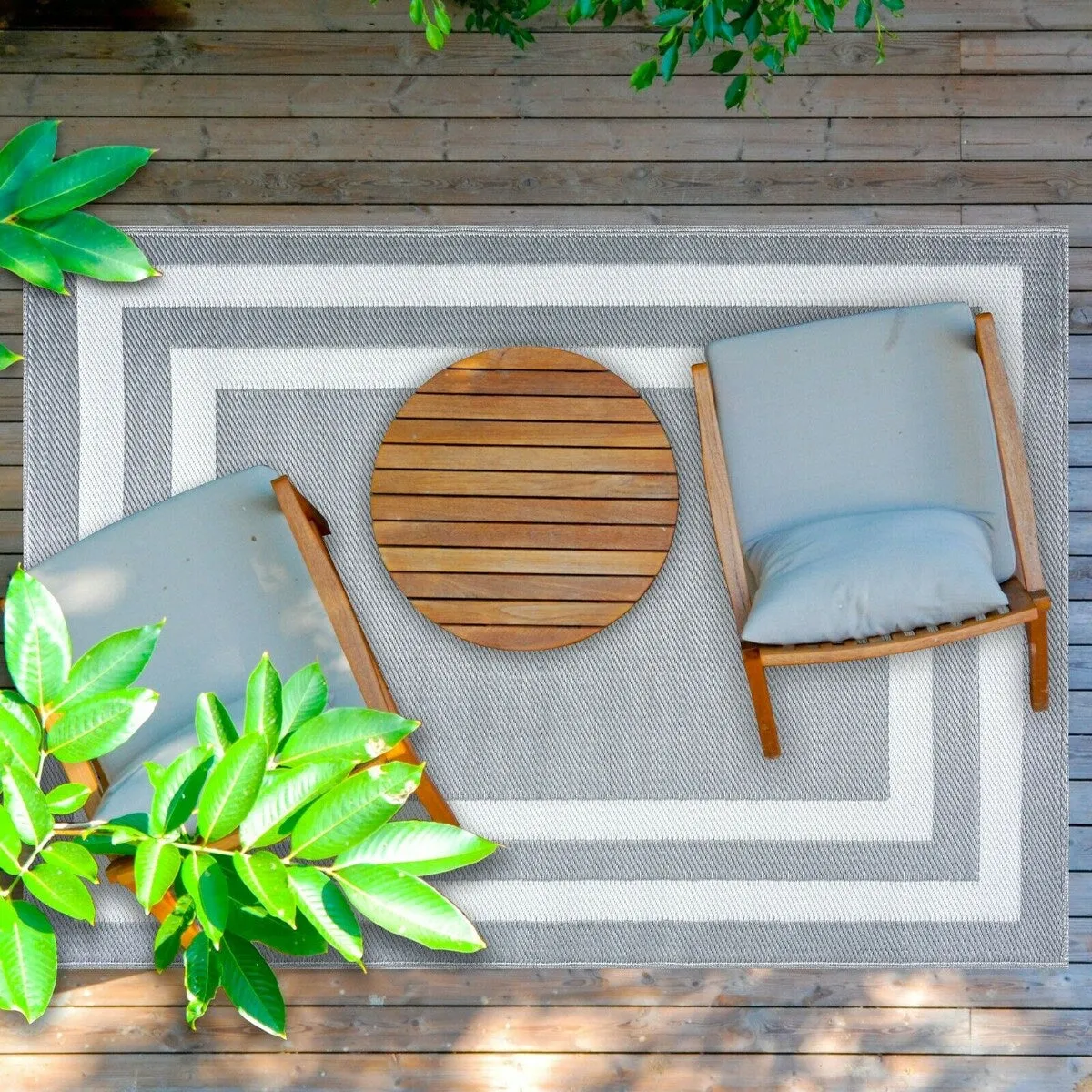 Paris Design 100% Eco-friendly Lightweight Plastic Outdoor Mat/Rug