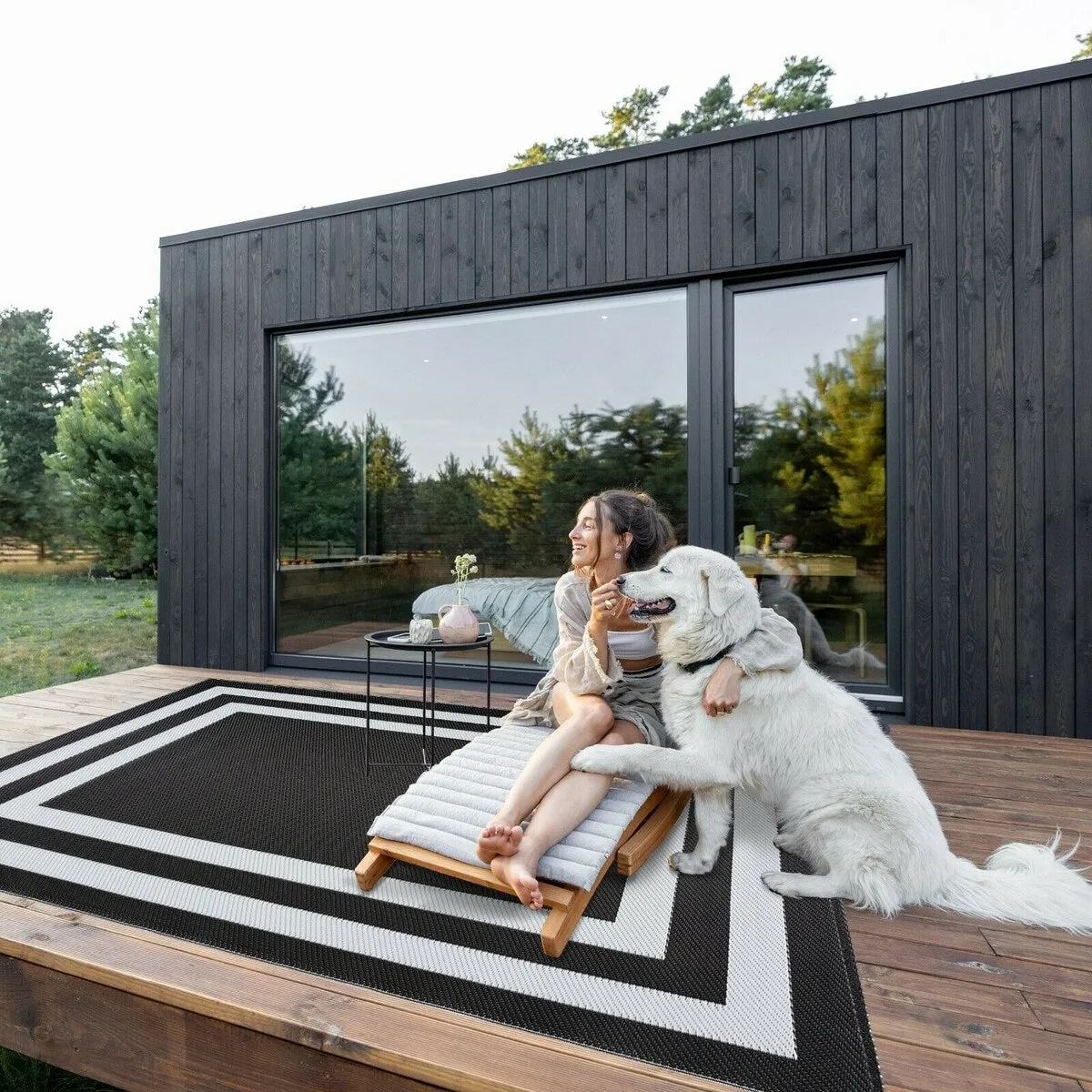Paris Design 100% Eco-friendly Lightweight Plastic Outdoor Mat/Rug