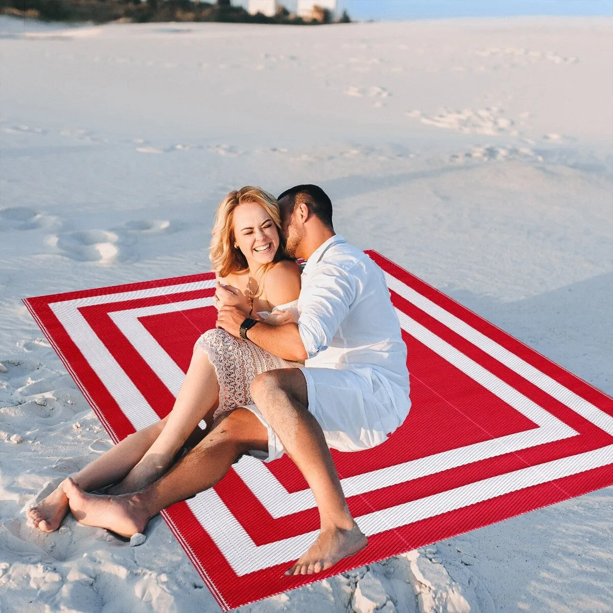 Playa Rug Outdoor Recycled Reversible Plastic Folded Mat/Rug Paris Collection Lightweight & Weather. Water and UV Resistant
